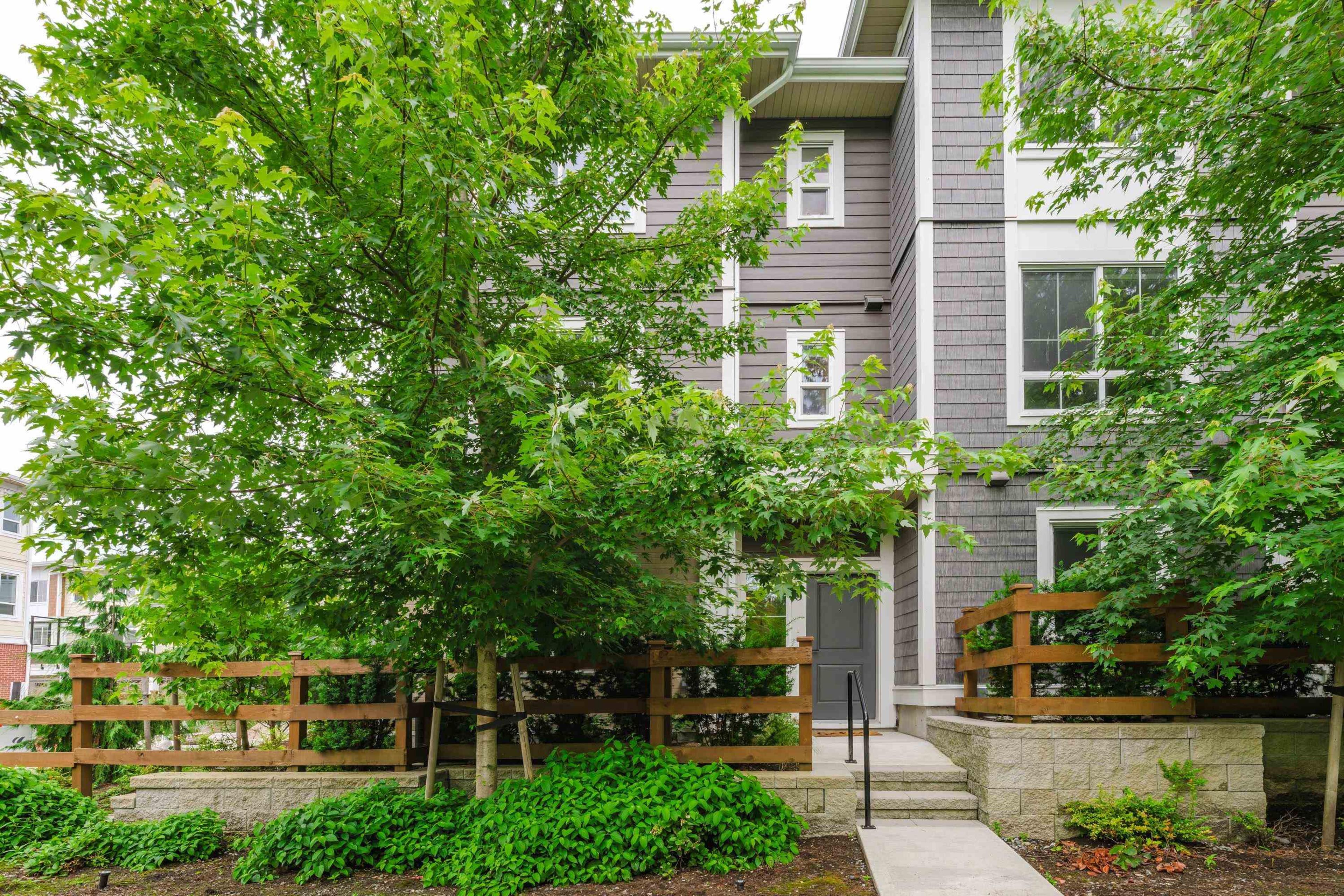 8433 203a Street, Langley - Exteriors - Photo 1