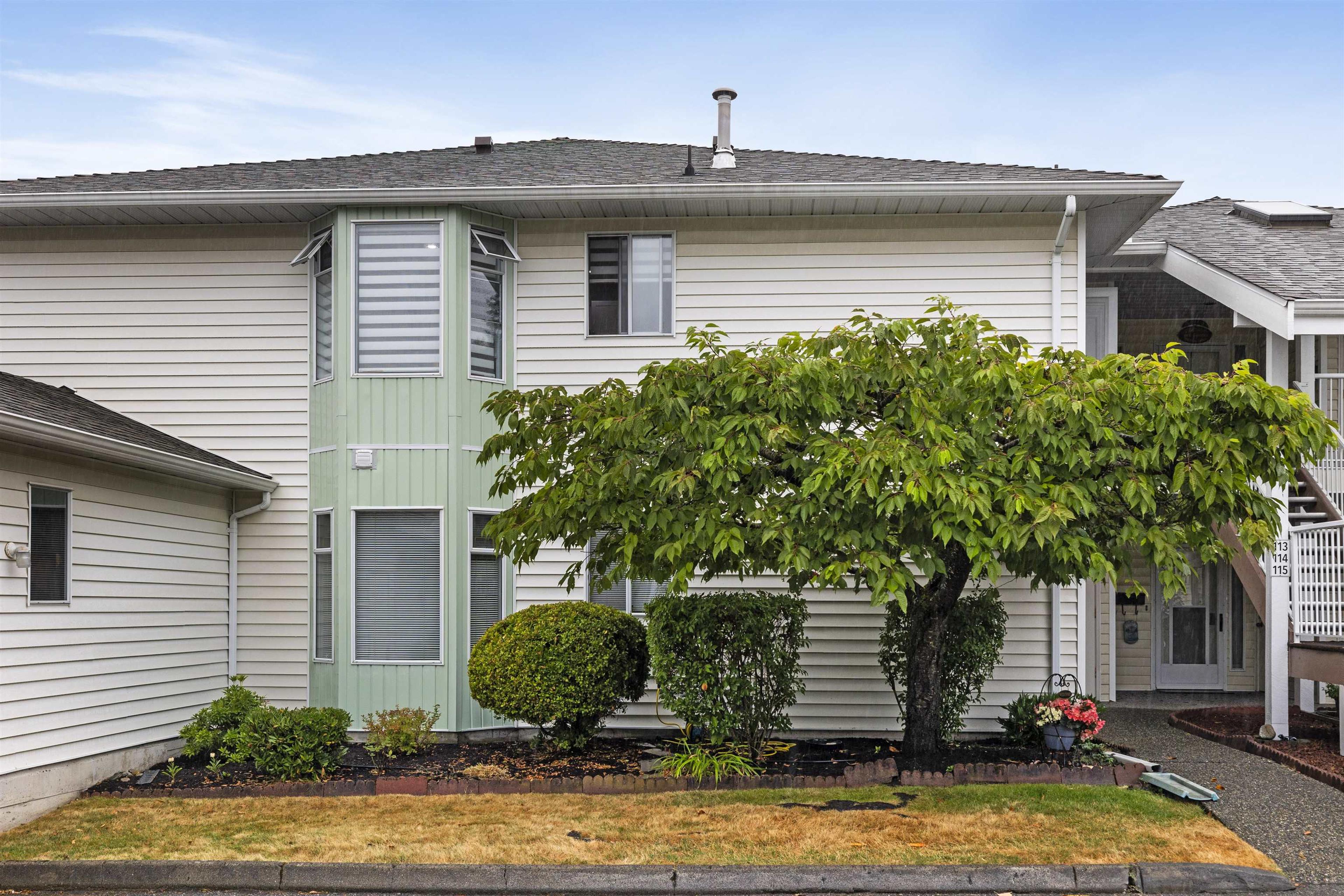 7156 121 Street, Surrey - Exteriors - Photo 5