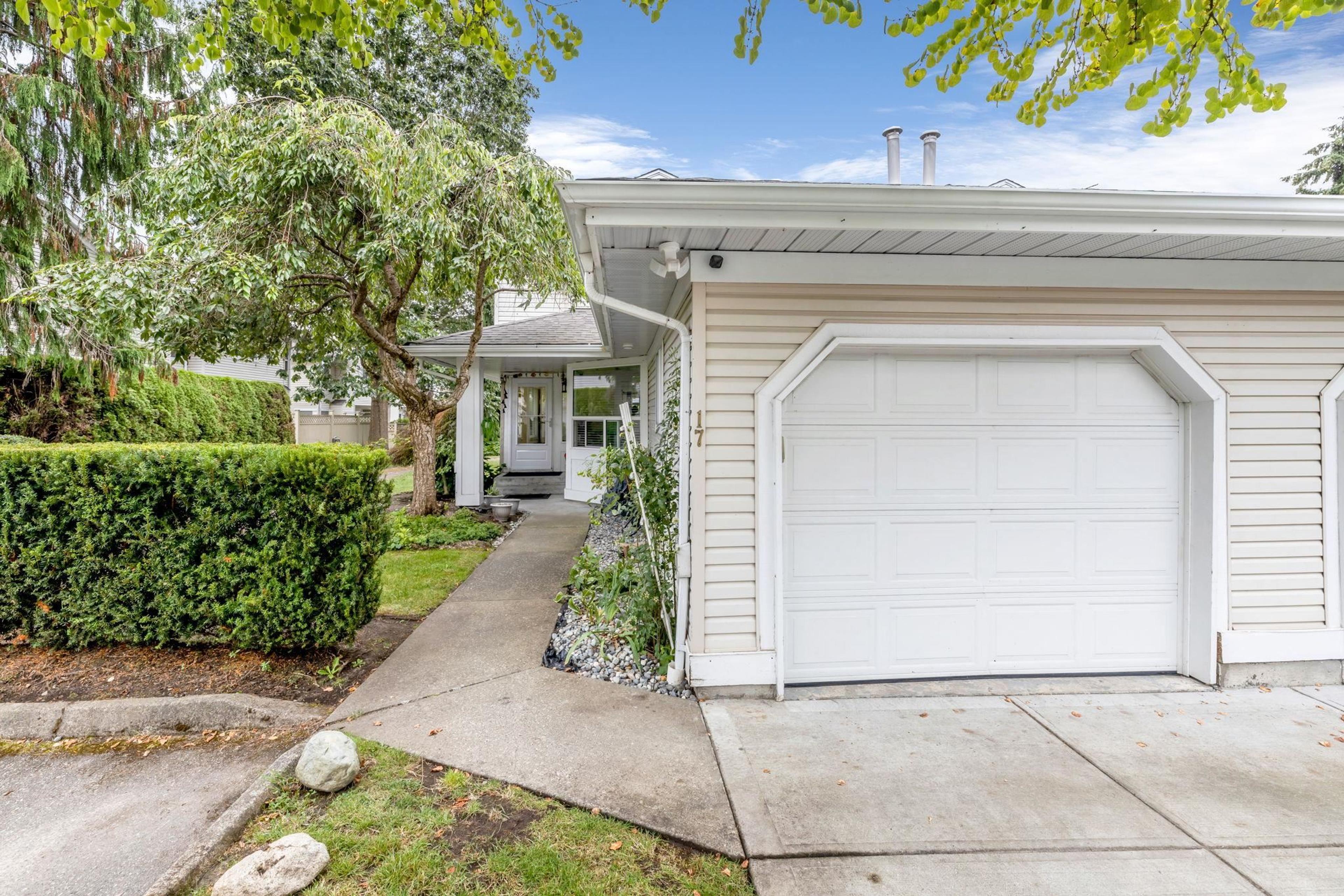 6452 121 Street, Surrey - Exteriors - Photo 1