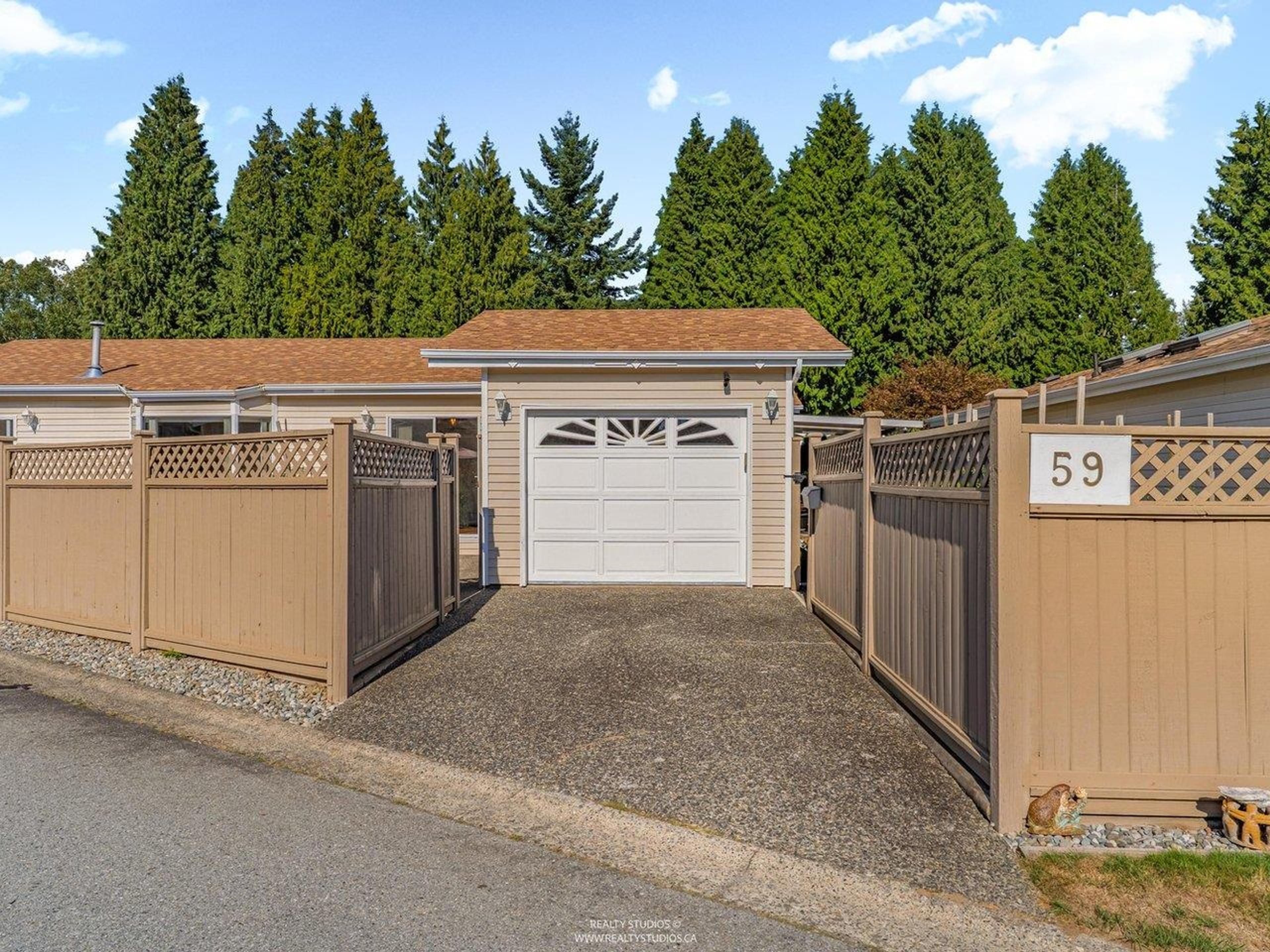 1400 164 Street, Surrey - Exteriors - Photo 6