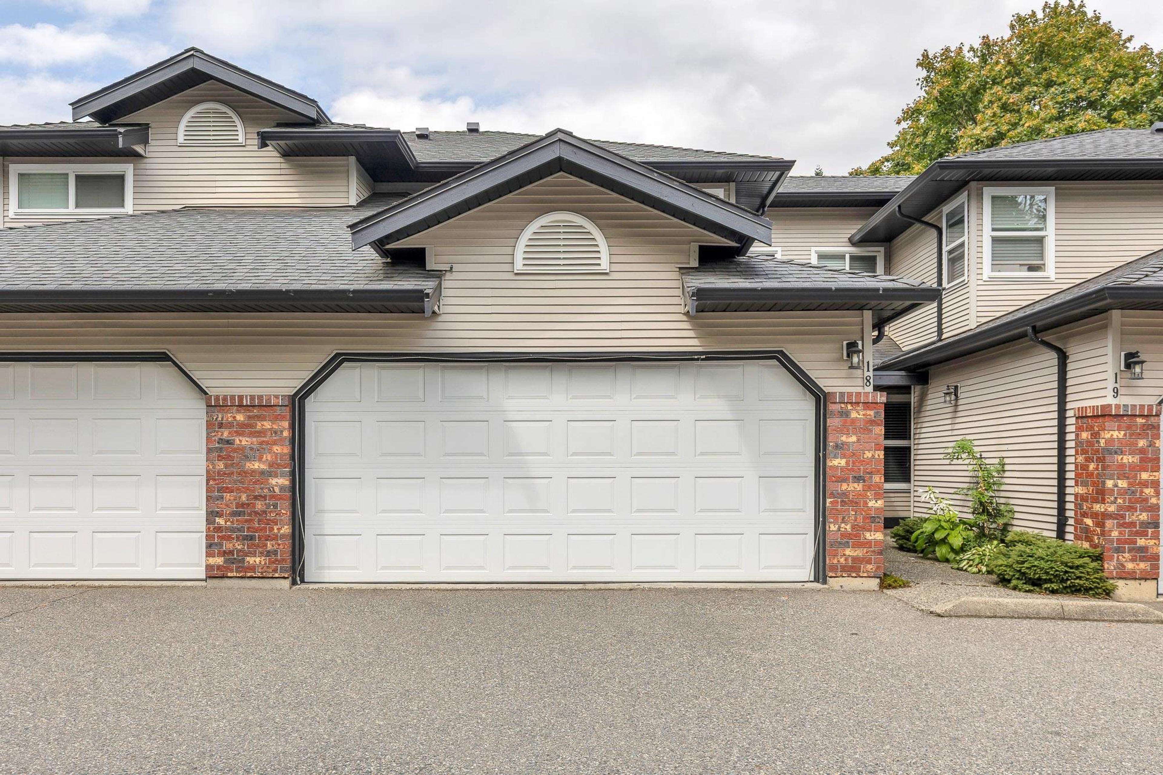 36060 Old Yale Road, Abbotsford - Exteriors - Photo 2
