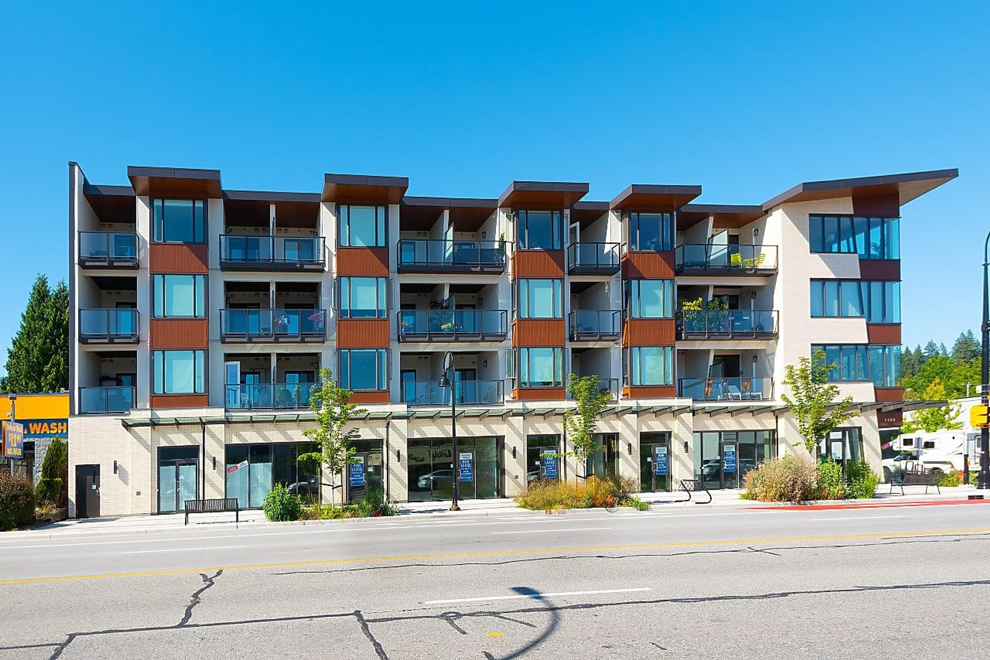 1633 Tatlow Avenue, North Vancouver - Exteriors - Full Complex View - Photo 2