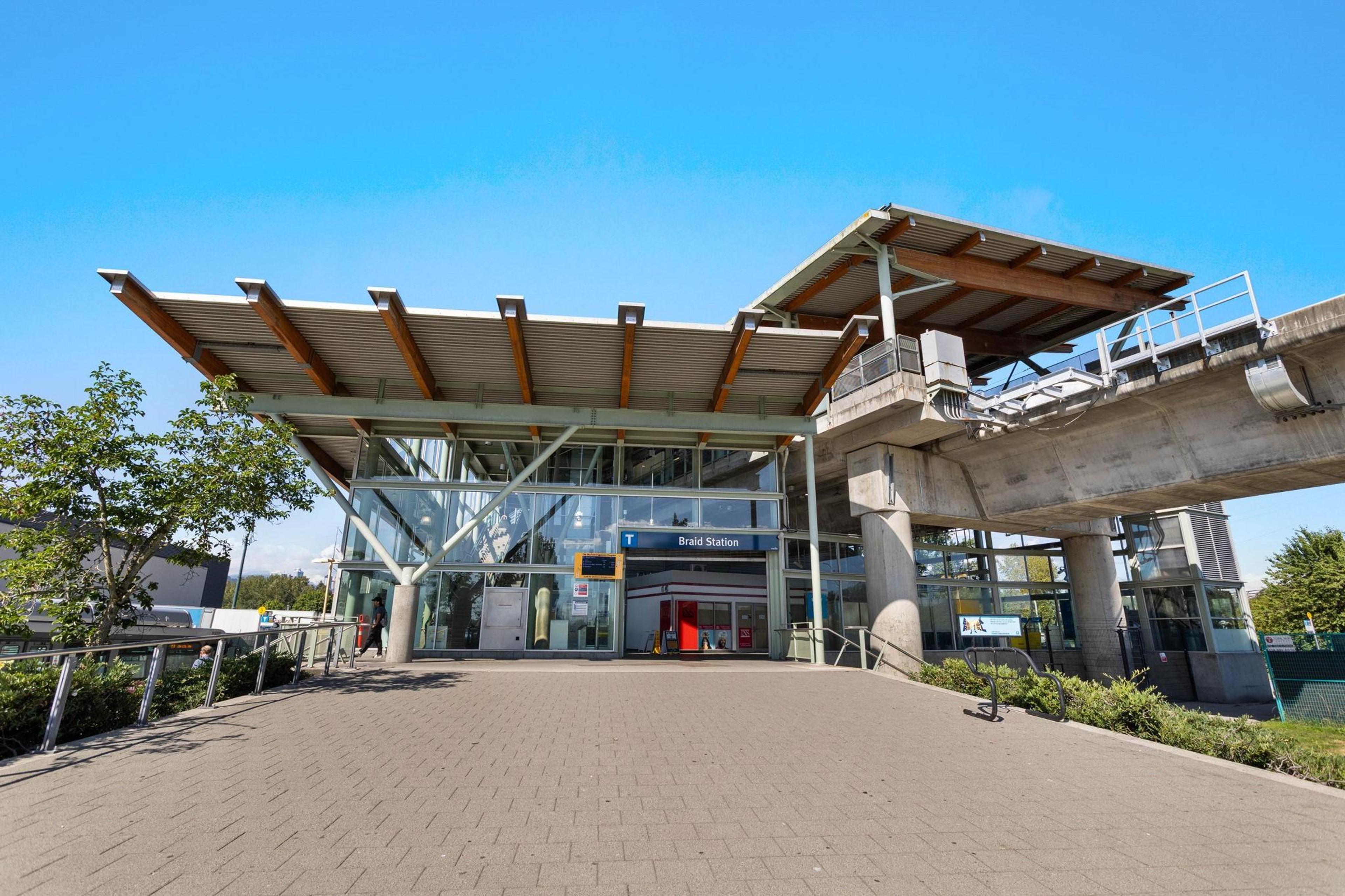 1204 Hammond Avenue, Coquitlam - Exteriors - Photo 7