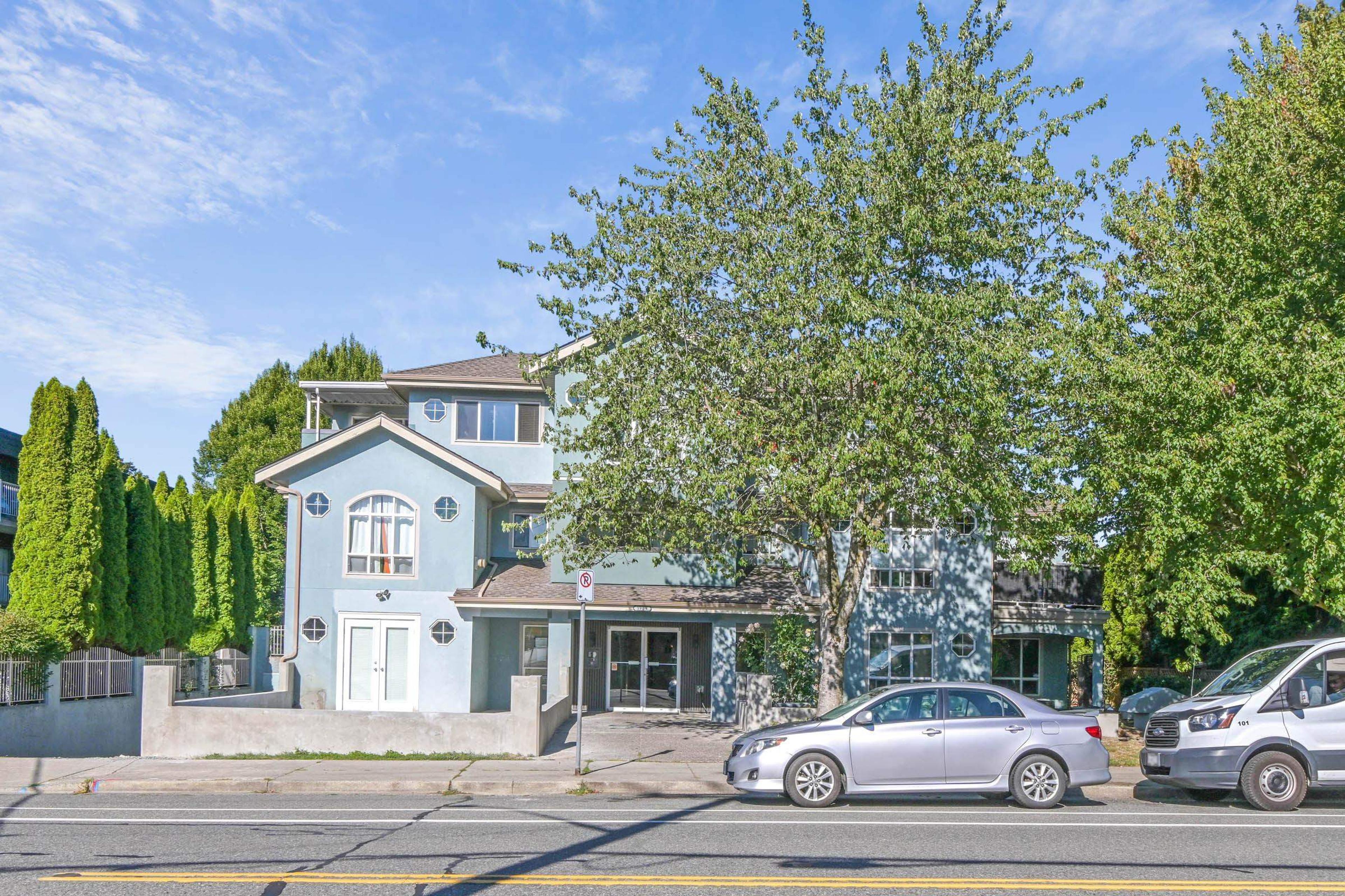 5909 177b Street, Surrey - Exteriors - Full Complex View - Photo 2