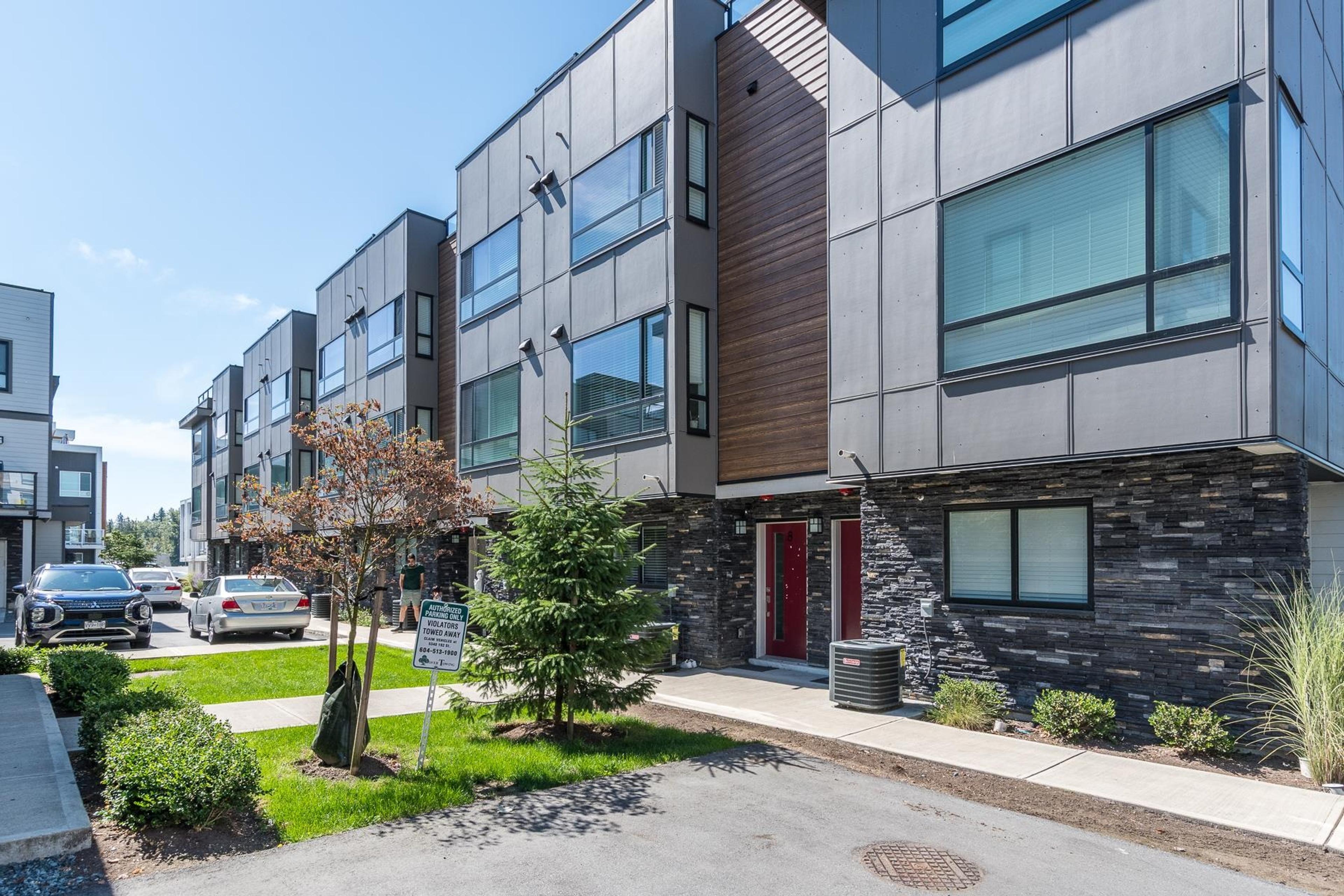 19631 55a Avenue, Langley - Exteriors - Full Complex View - Photo 3