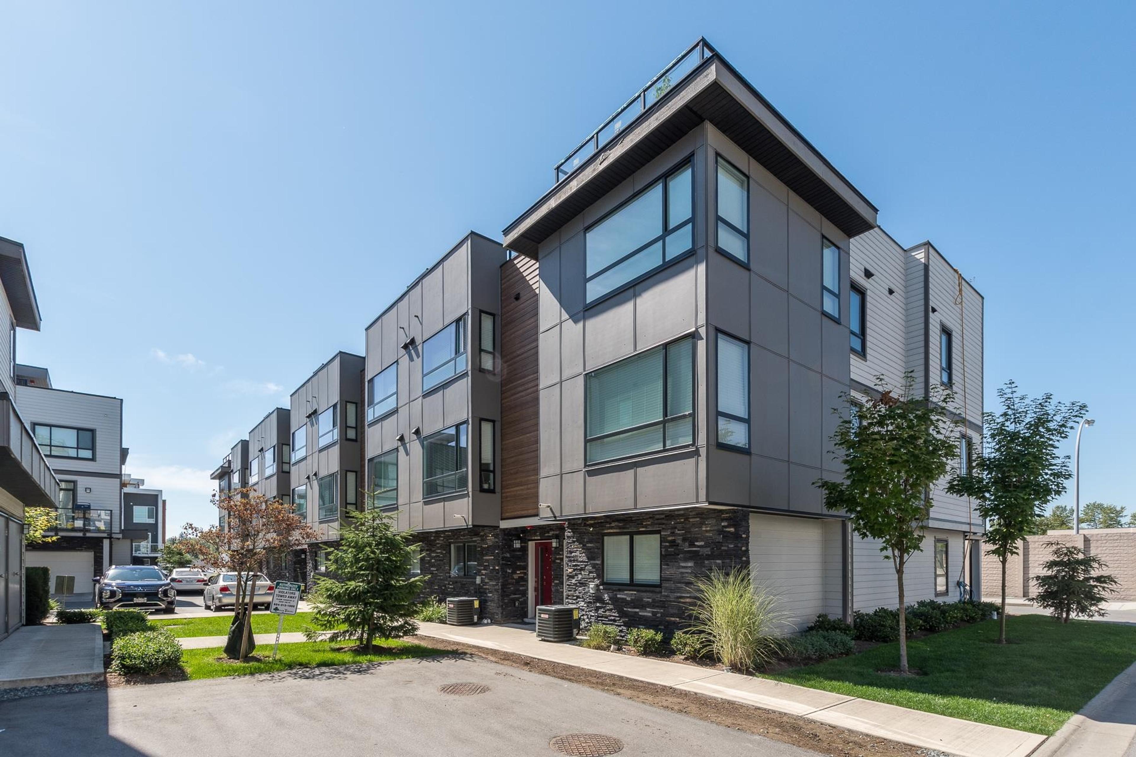 19631 55a Avenue, Langley - Exteriors - Full Complex View - Photo 5