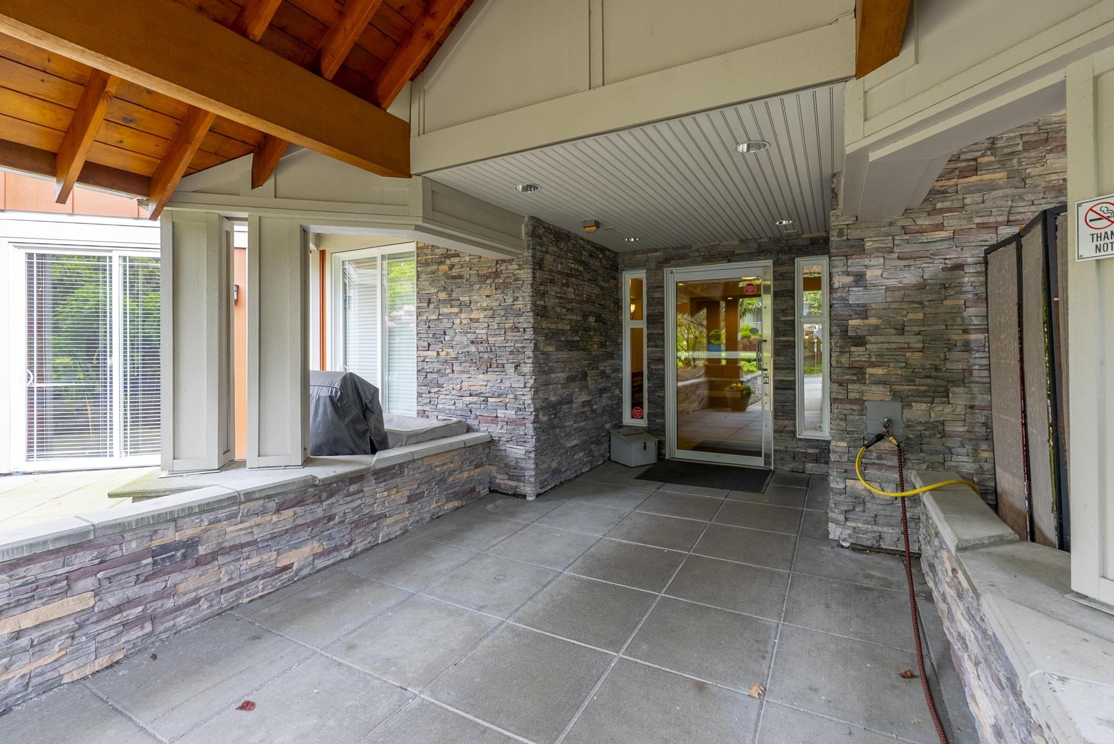 15368 16a Avenue, Surrey - Exteriors - Photo 2