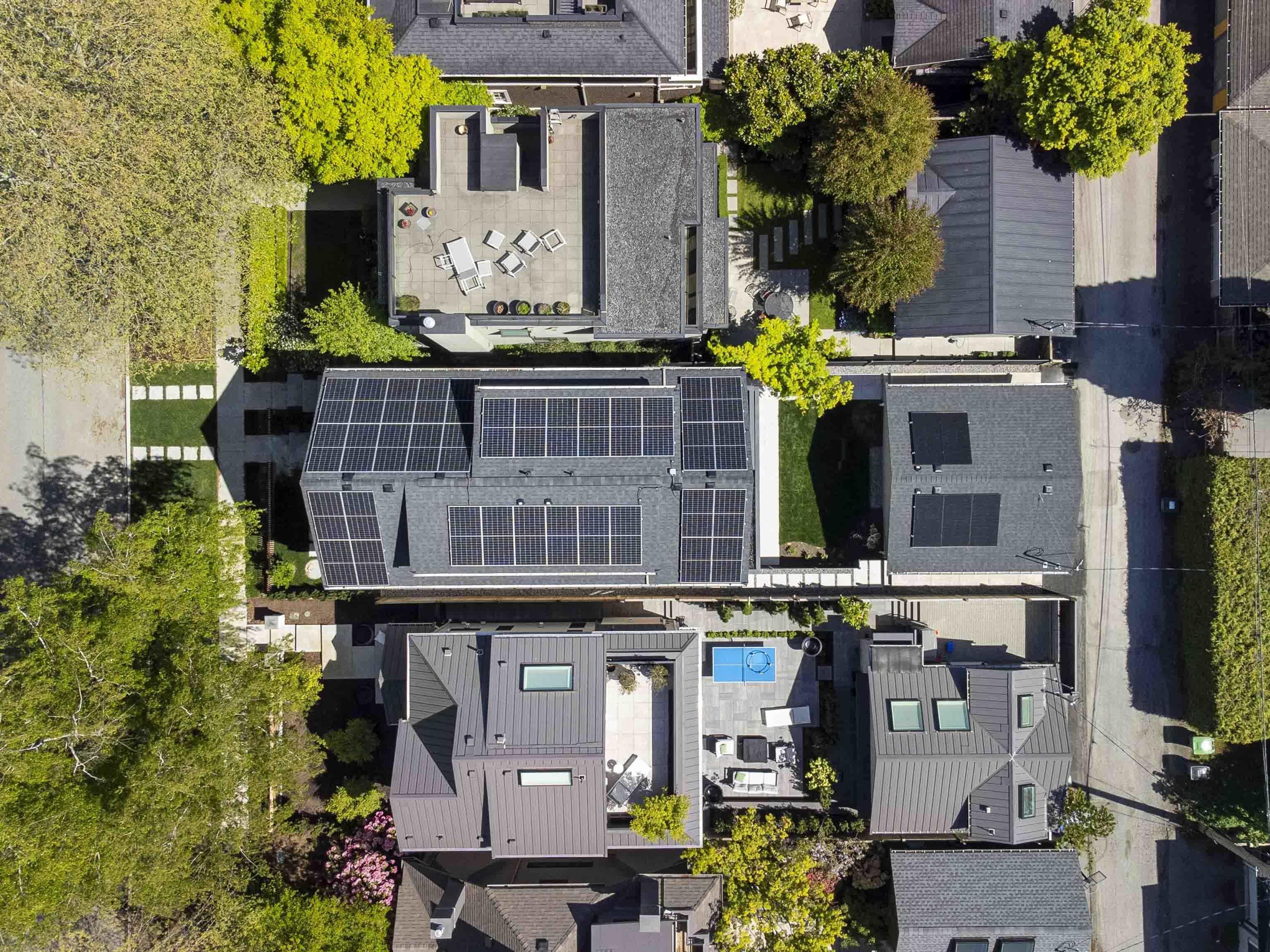 4422 W 6th Avenue, Vancouver - Exteriors - Full Complex View, Drone/Aerial View - Photo 7