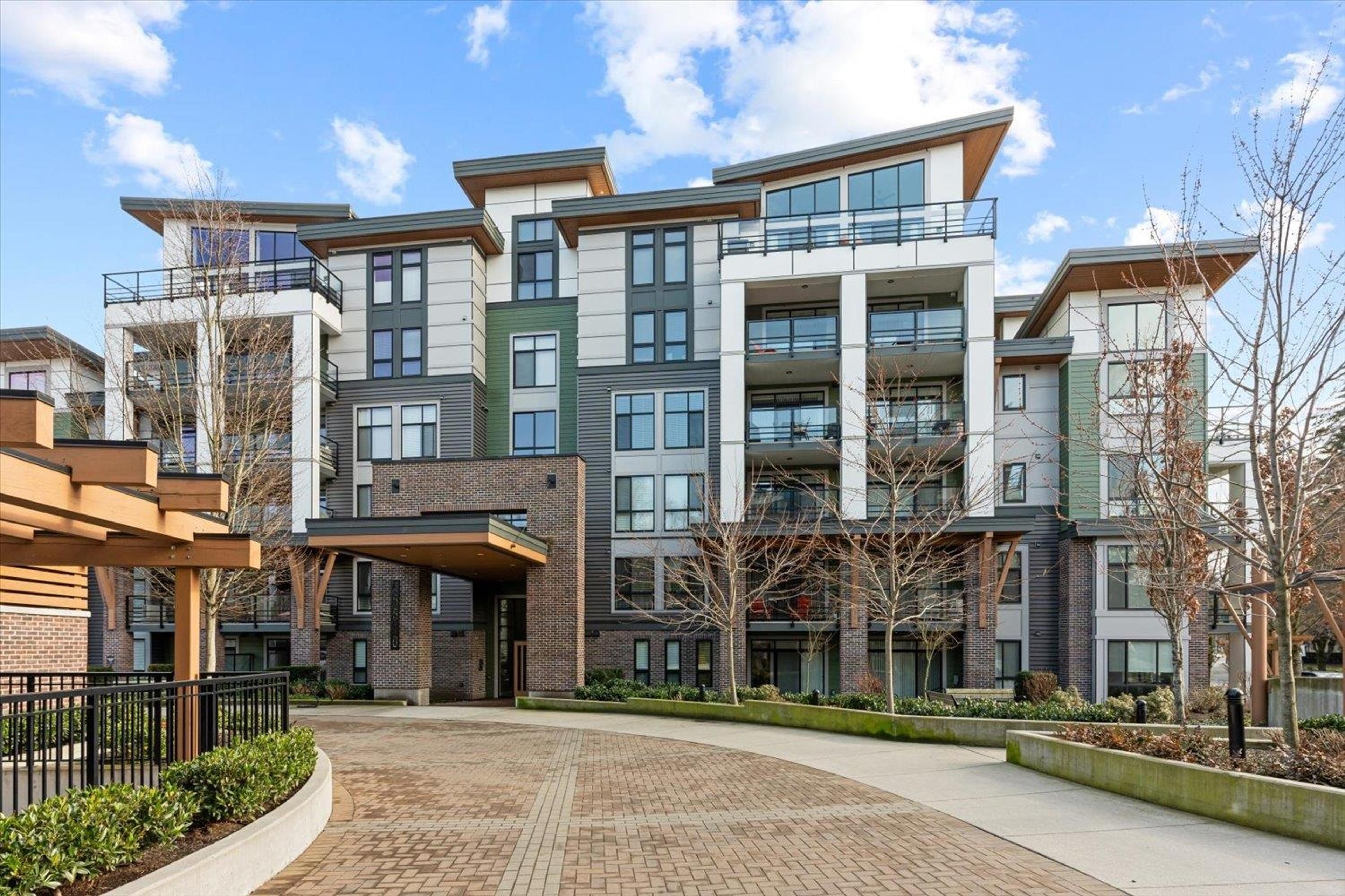 45510 Market Way, Chilliwack - Exteriors - Full Complex View - Photo 2