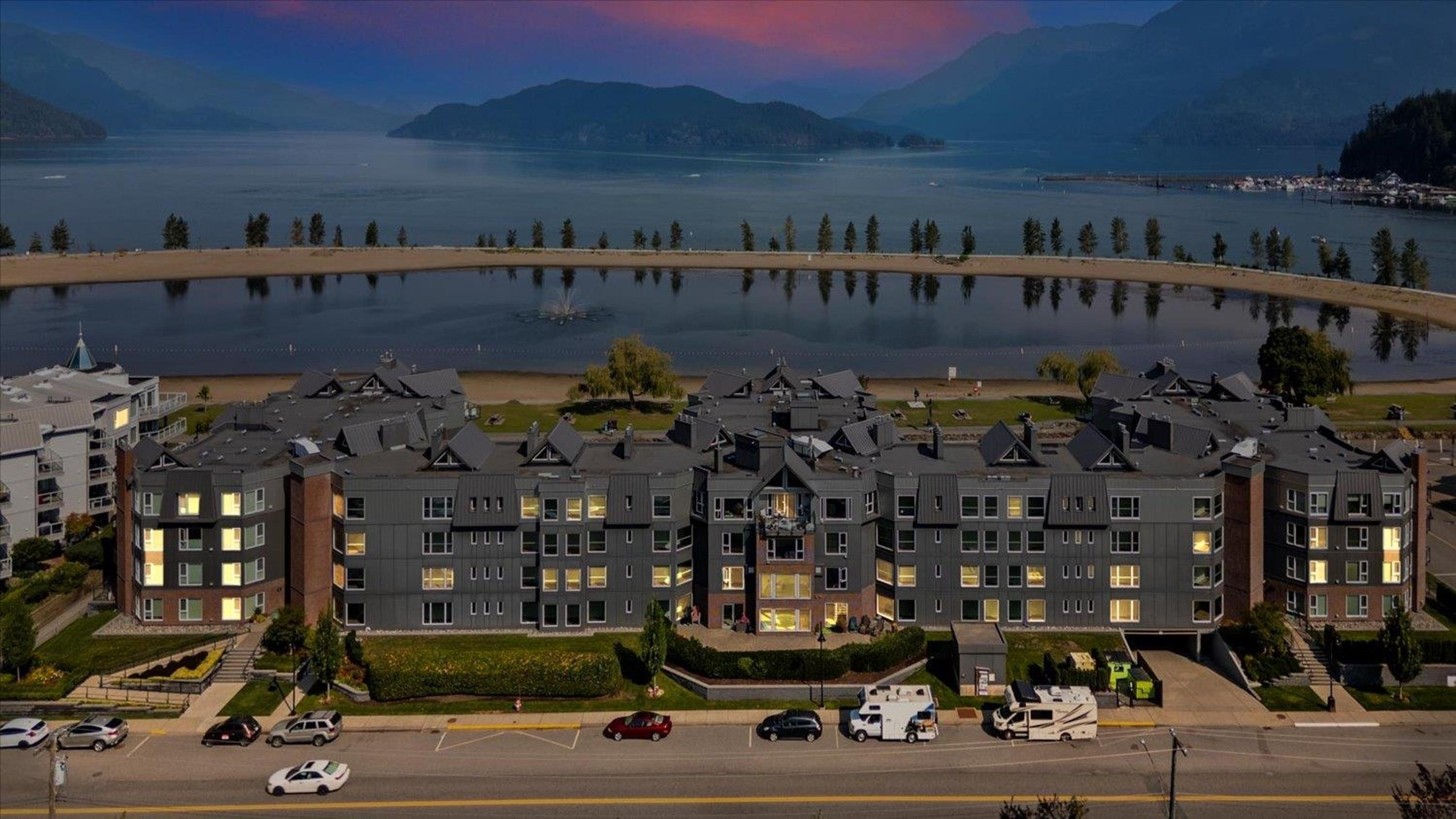 378 Esplanade Avenue, Harrison Hot Springs - Exteriors - Full Complex View, Drone/Aerial View - Photo 4