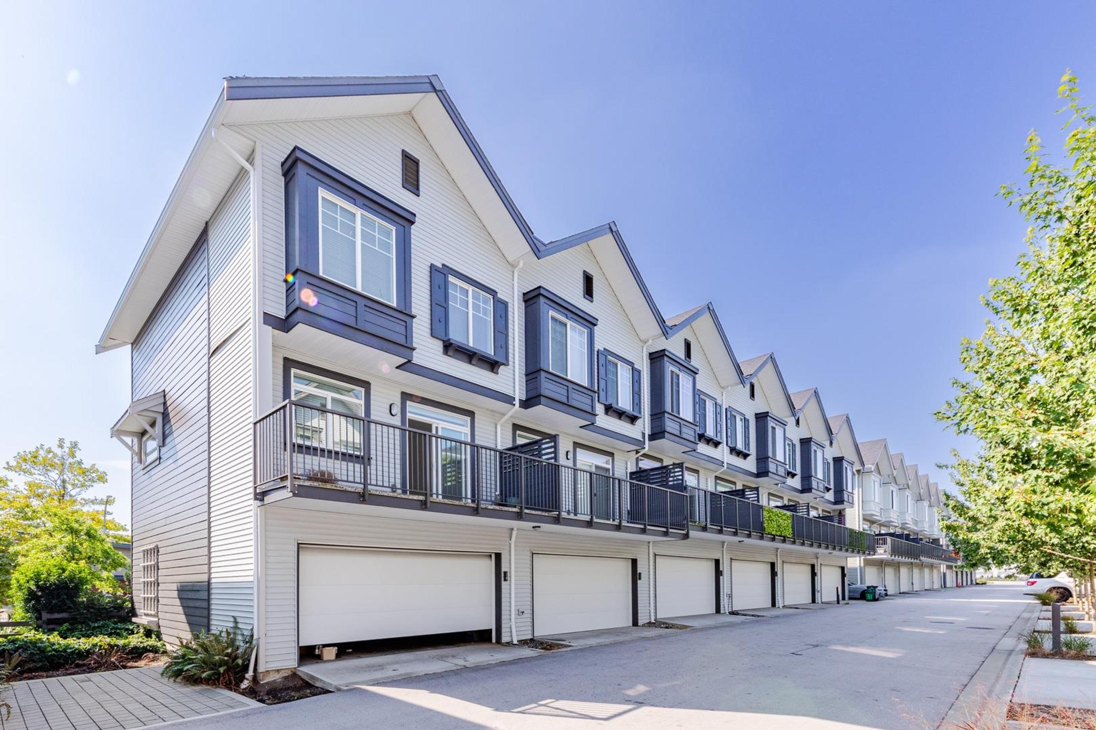 15489 99a Avenue, Surrey - Exteriors - Full Complex View - Photo 4