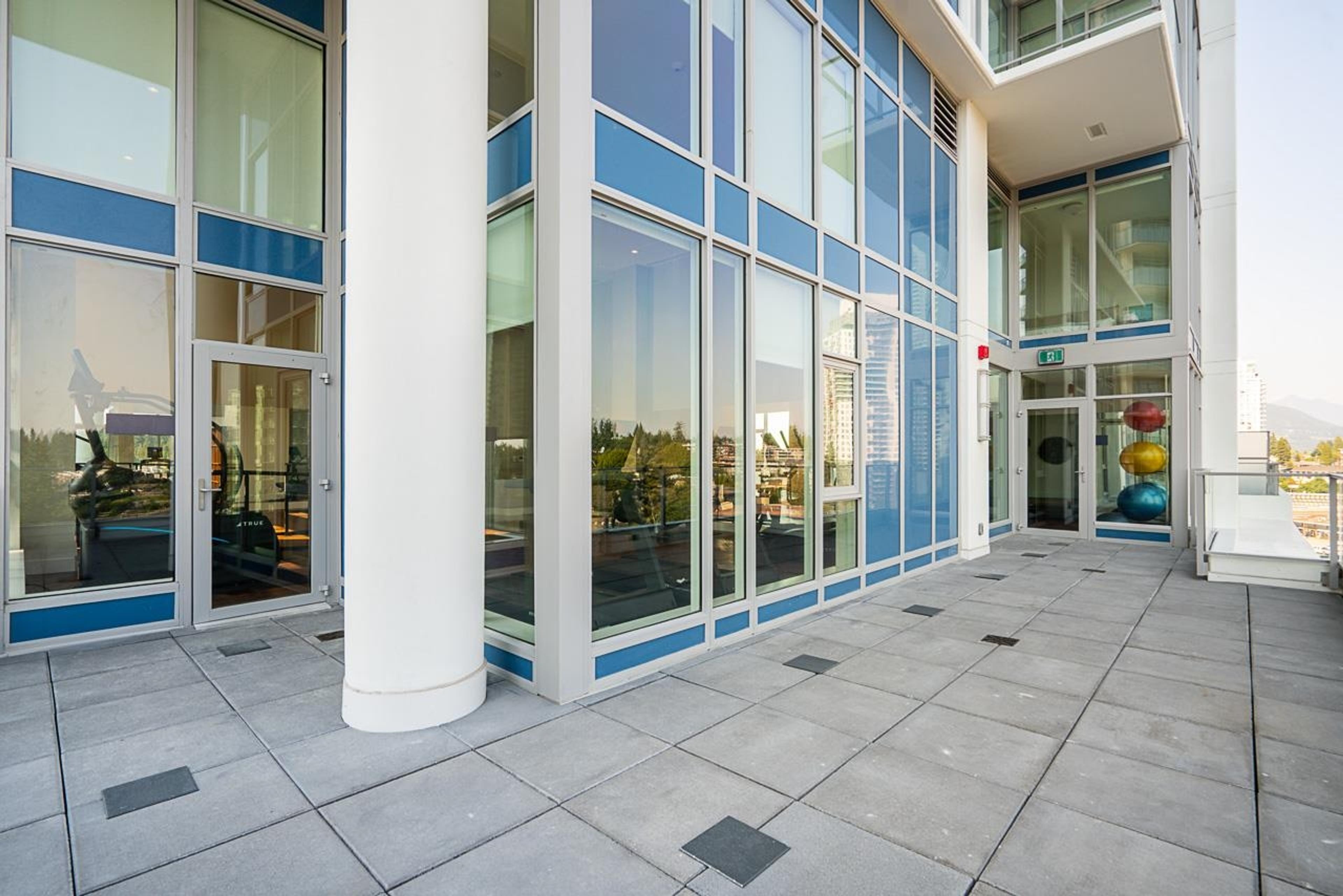 518 Clarke Road, Coquitlam - Exteriors - Photo 4