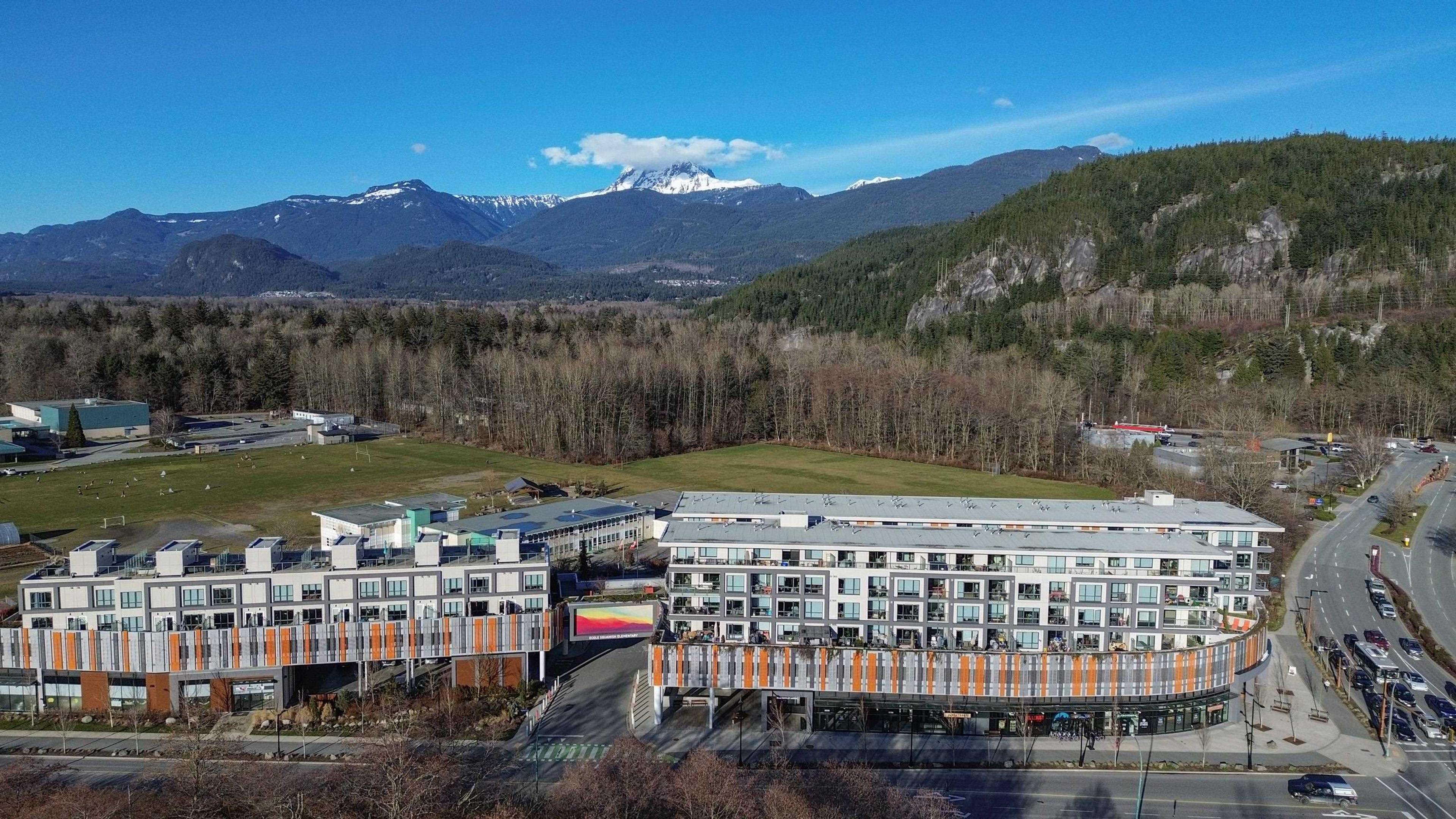 38362 Buckley Avenue, Squamish - Exteriors - Full Complex View, Drone/Aerial View - Photo 2