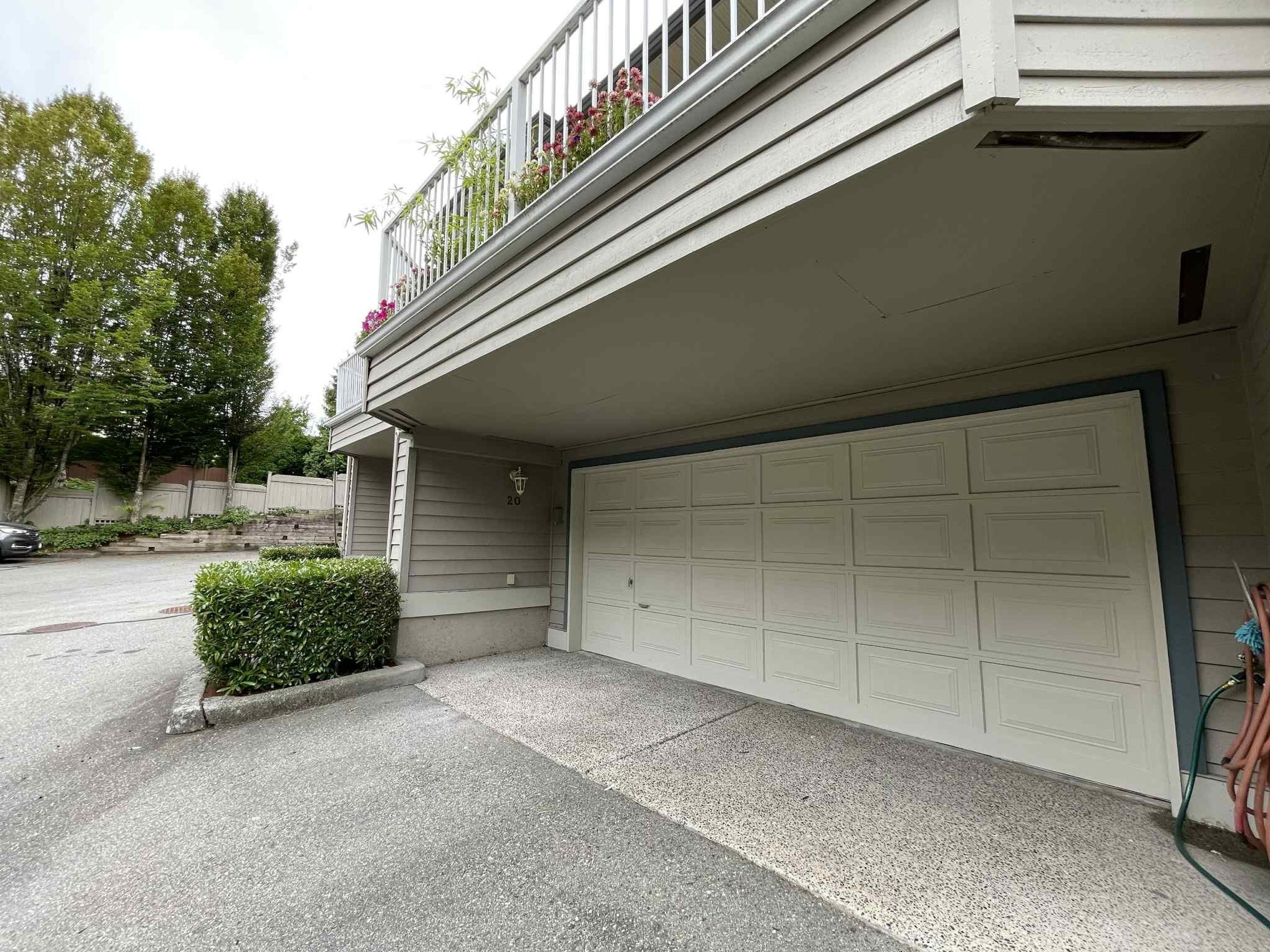 920 Citadel Drive, Port Coquitlam - Exteriors - Photo 5