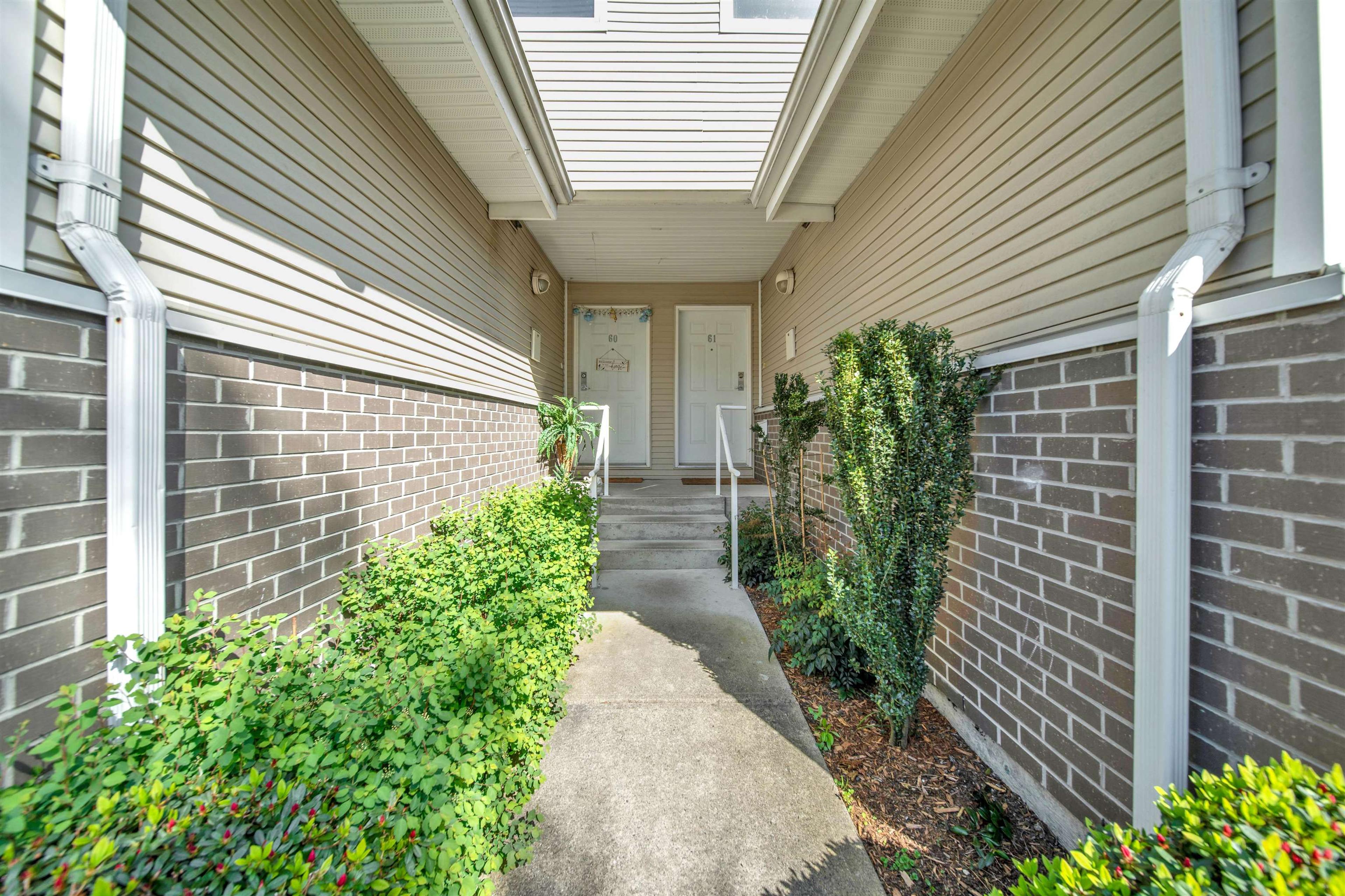 13918 58 Avenue, Surrey - Exteriors - Photo 2