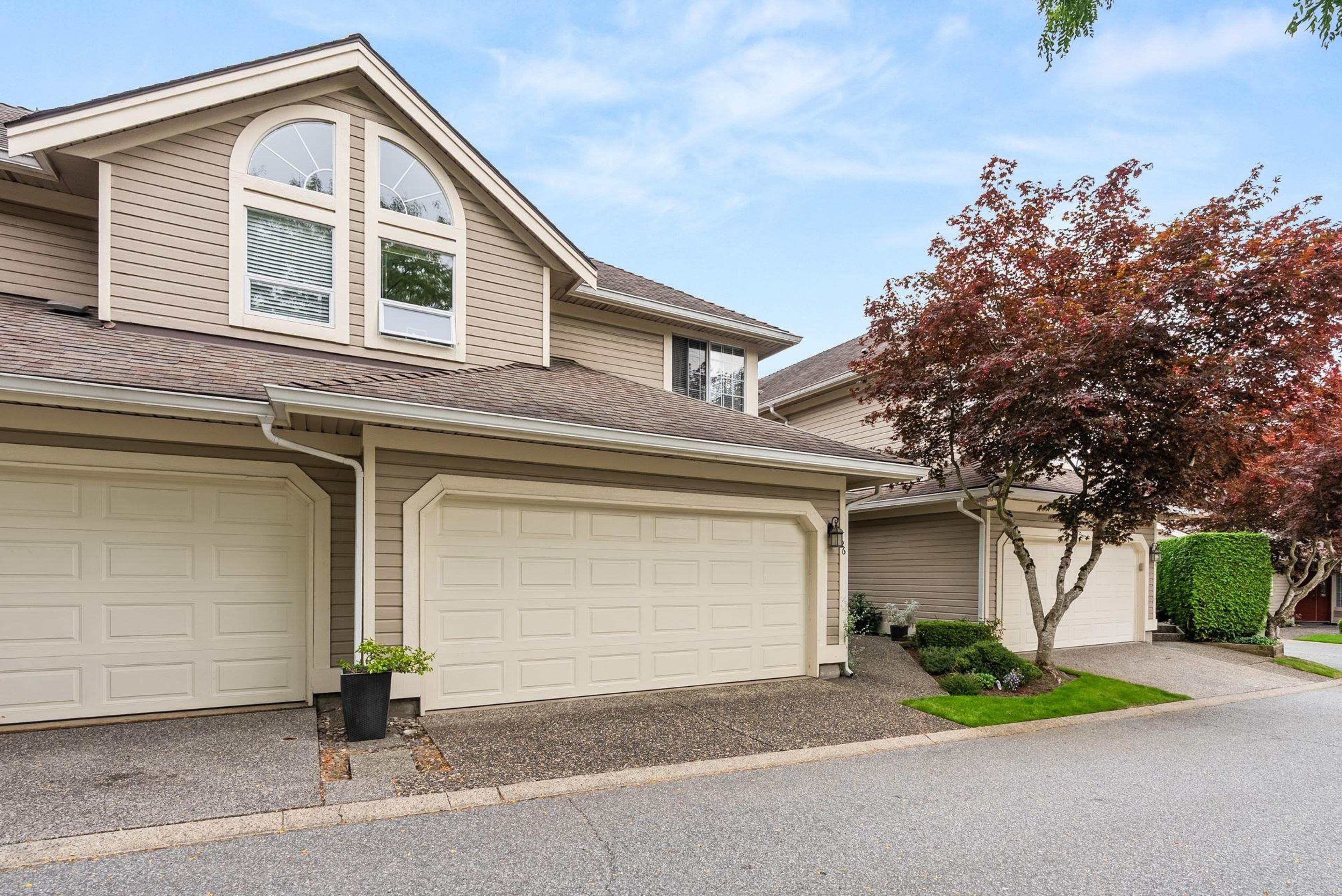 6380 121 Street, Surrey - Exteriors - Photo 2