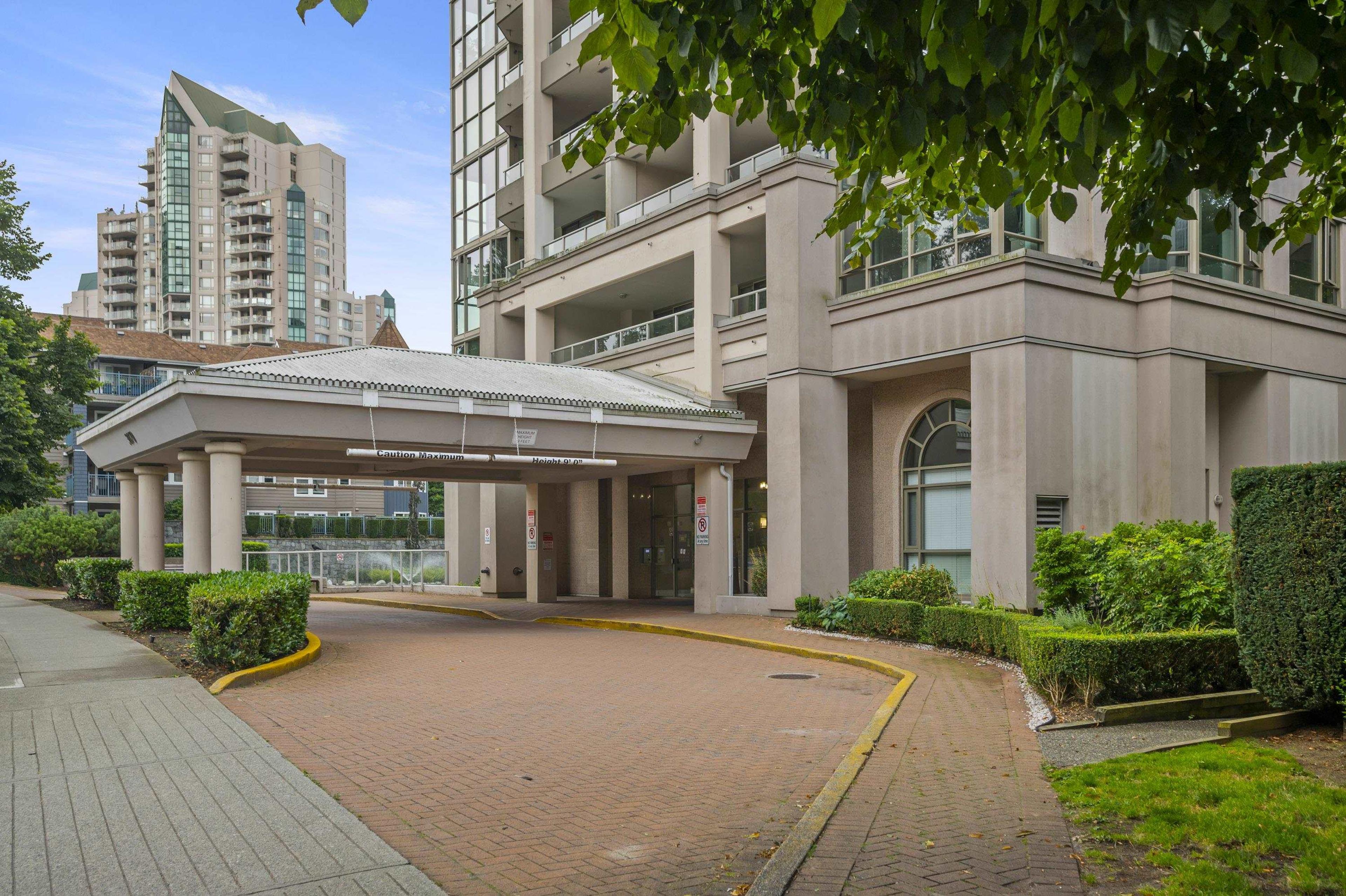 3075 Primrose Lane, Coquitlam - Exteriors - Photo 1