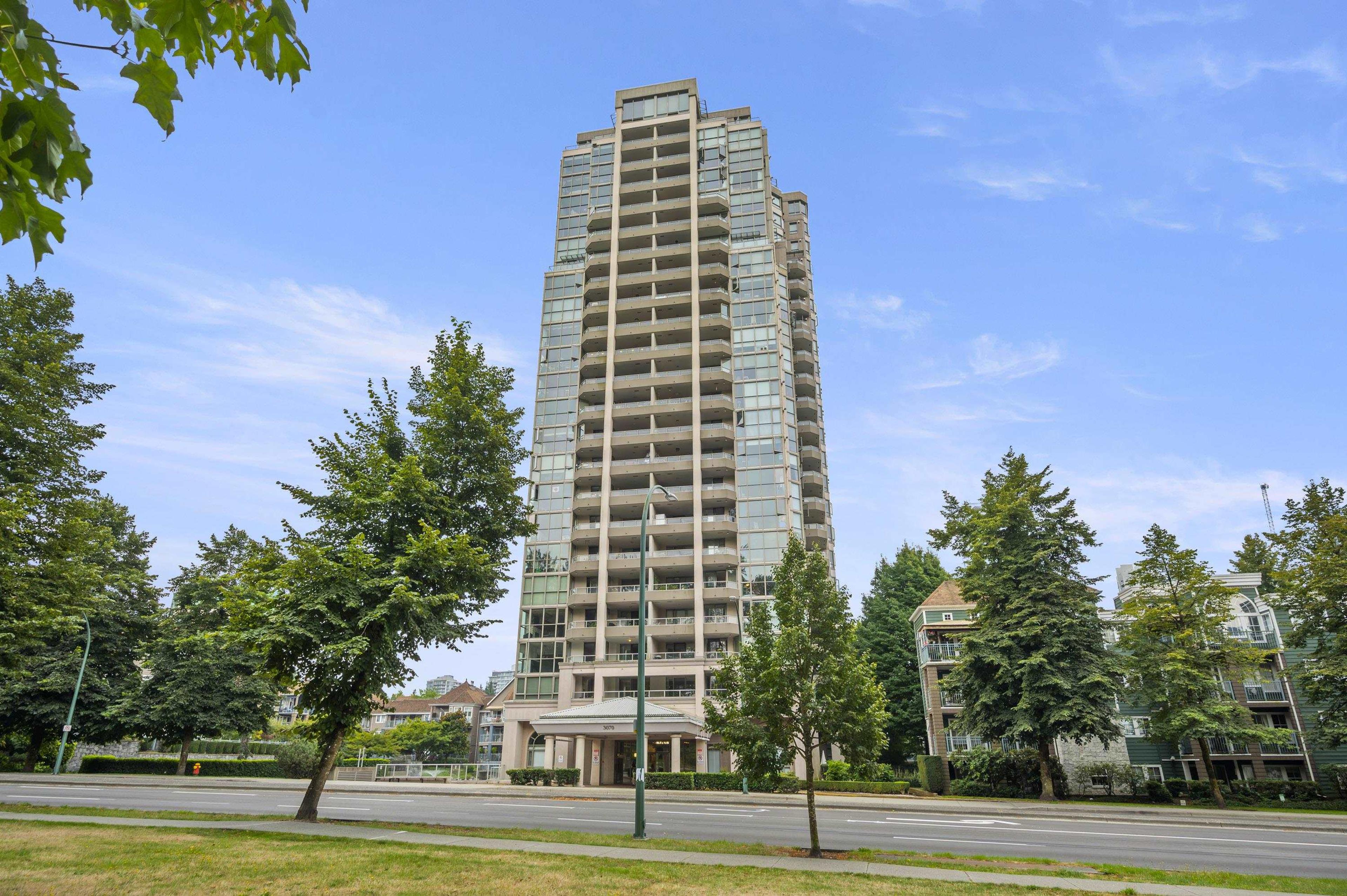 3075 Primrose Lane, Coquitlam - Exteriors - Full Complex View - Photo 3