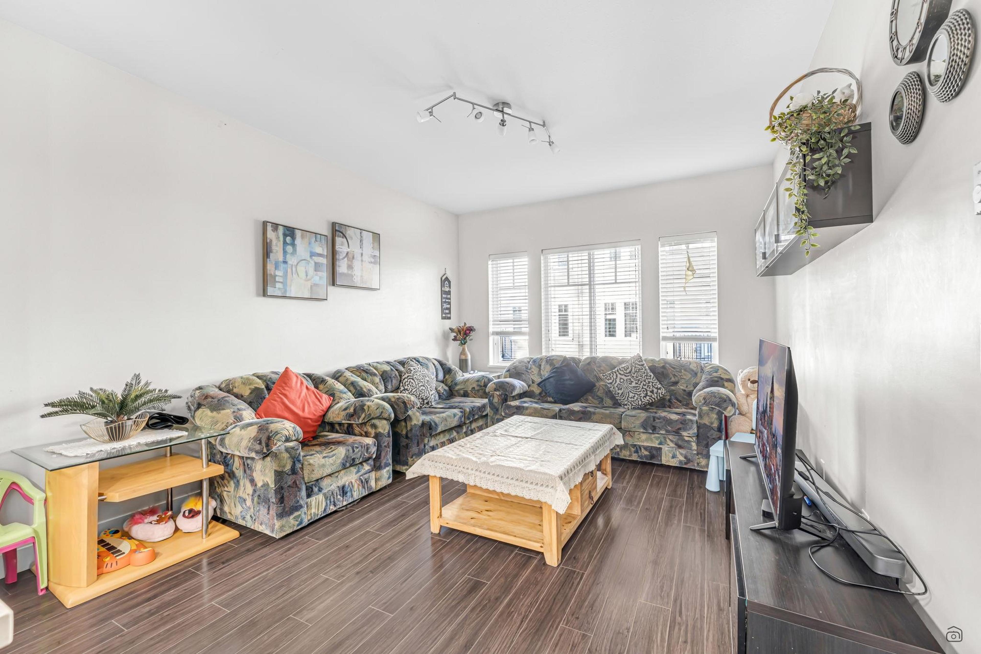 #41 13864 HYLAND ROAD - Image 7