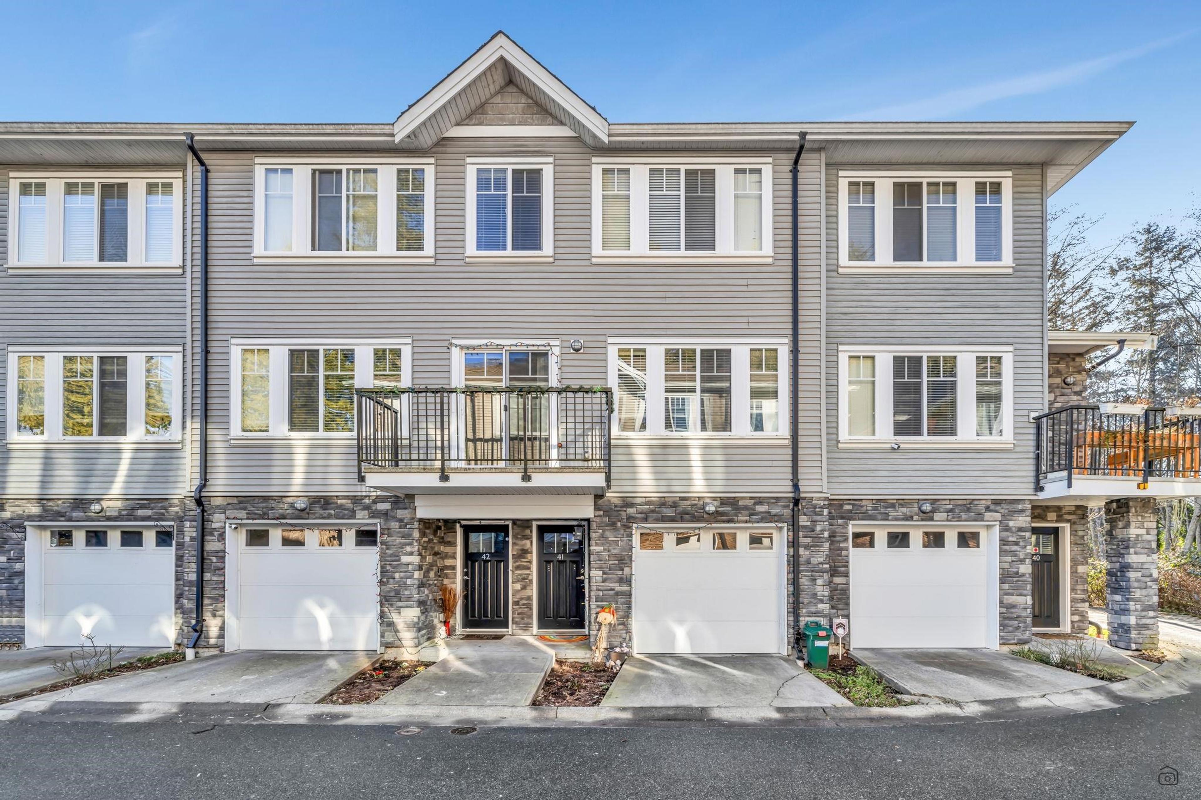 #41 13864 HYLAND ROAD - Image 4