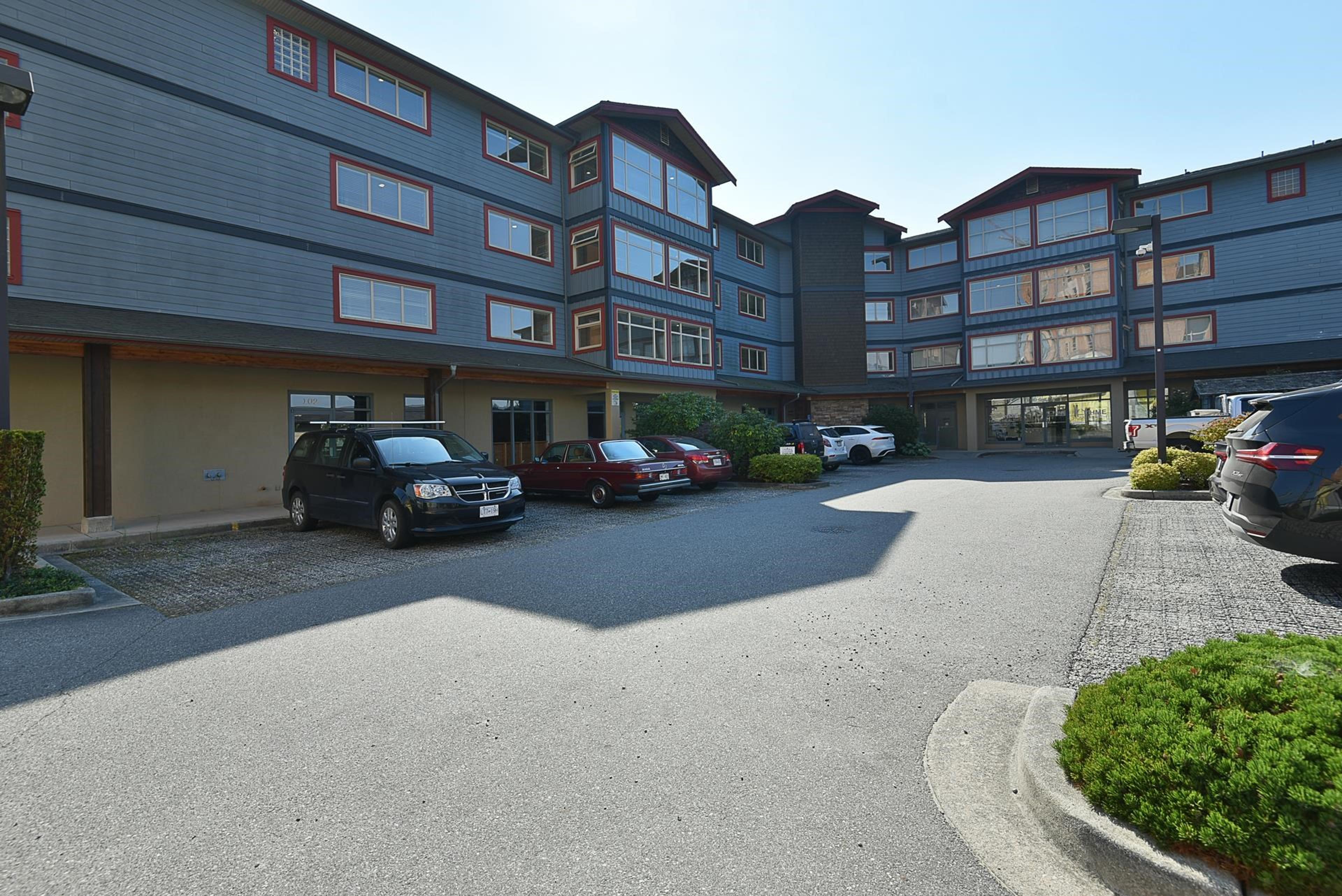 5631 Inlet Avenue, Sechelt - Exteriors - Full Complex View - Photo 3