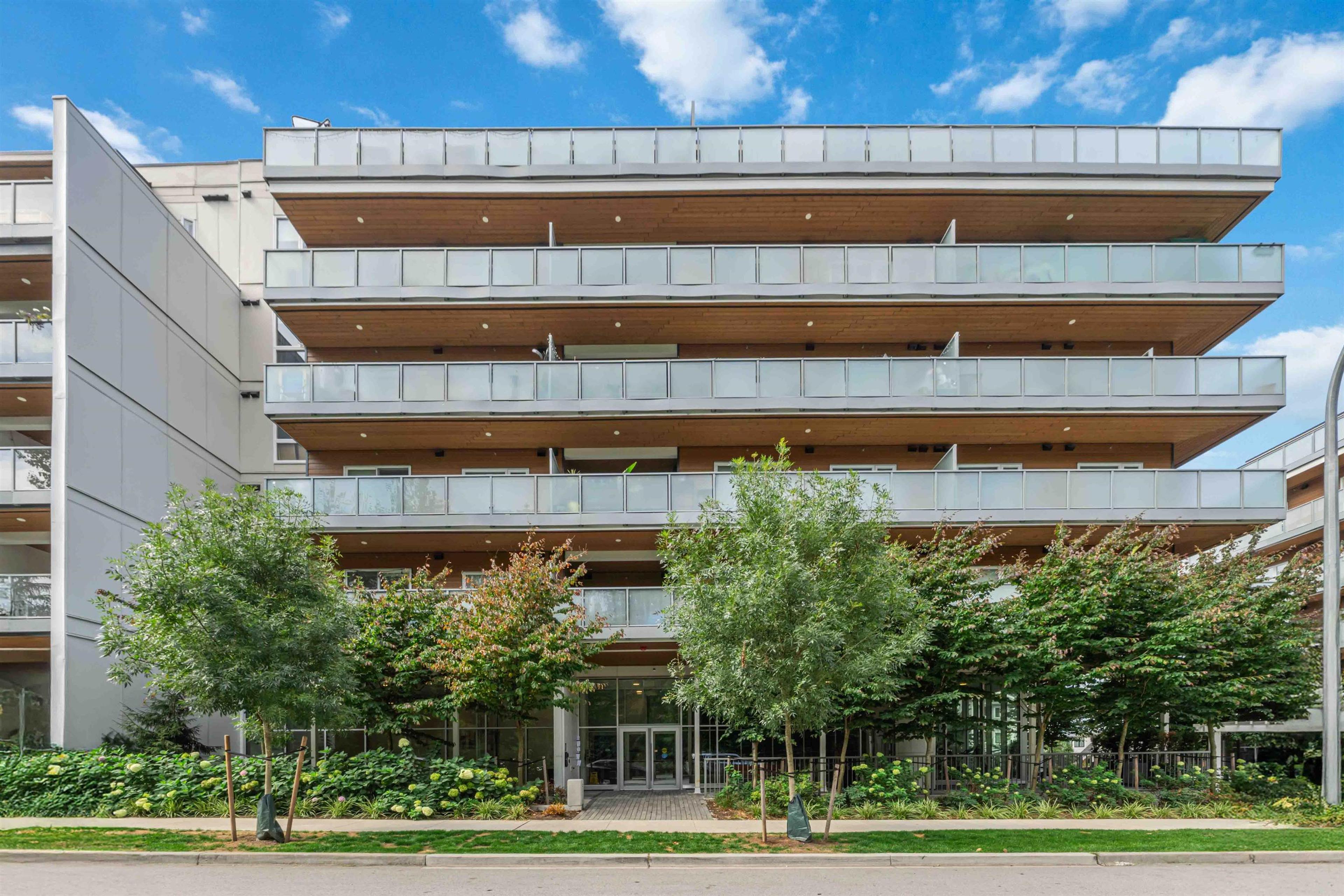 8447 202 Street, Langley - Exteriors - Photo 4