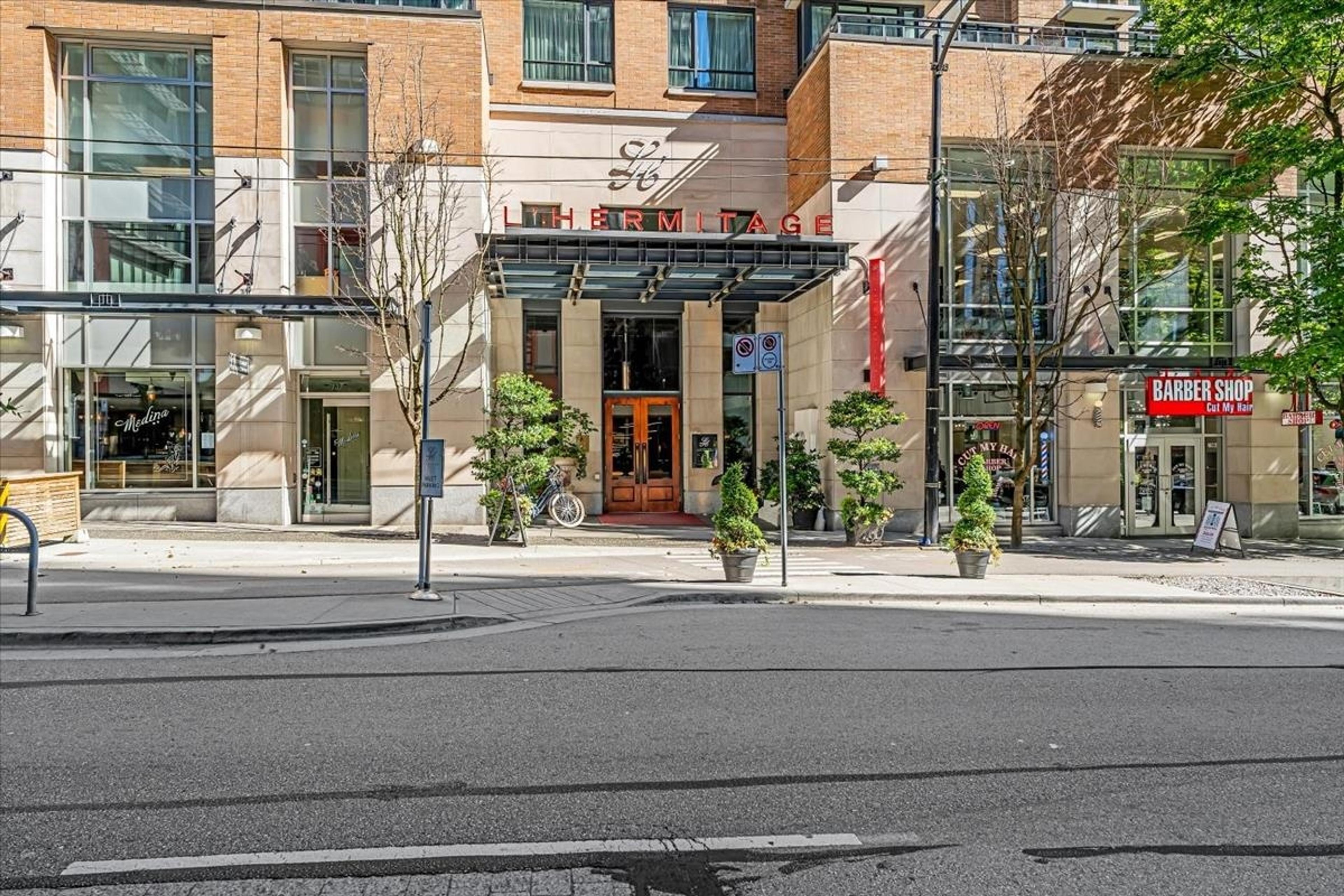 788 Richards Street, Vancouver - Exteriors - Photo 3