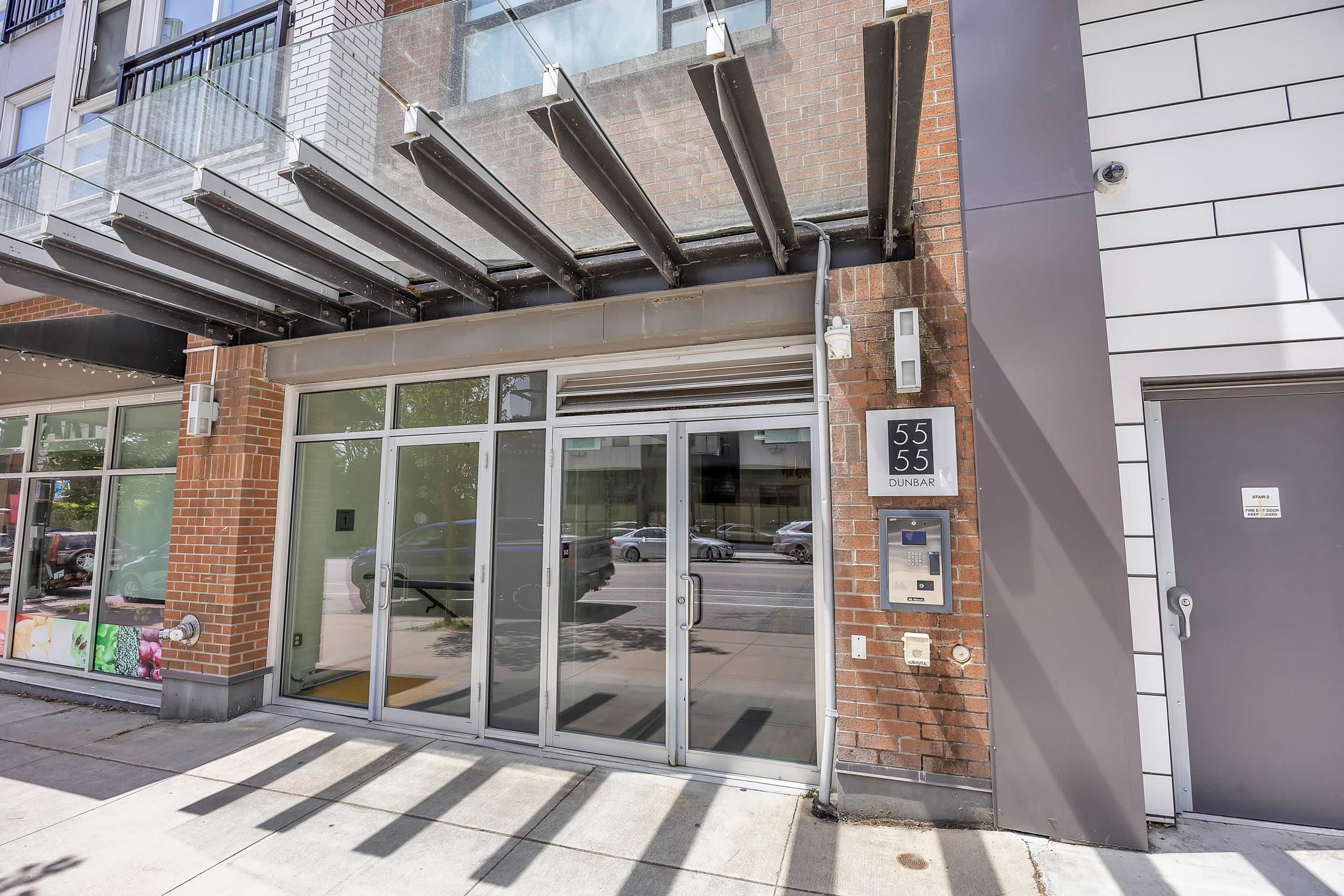 5555 Dunbar Street, Vancouver - Exteriors - Photo 2