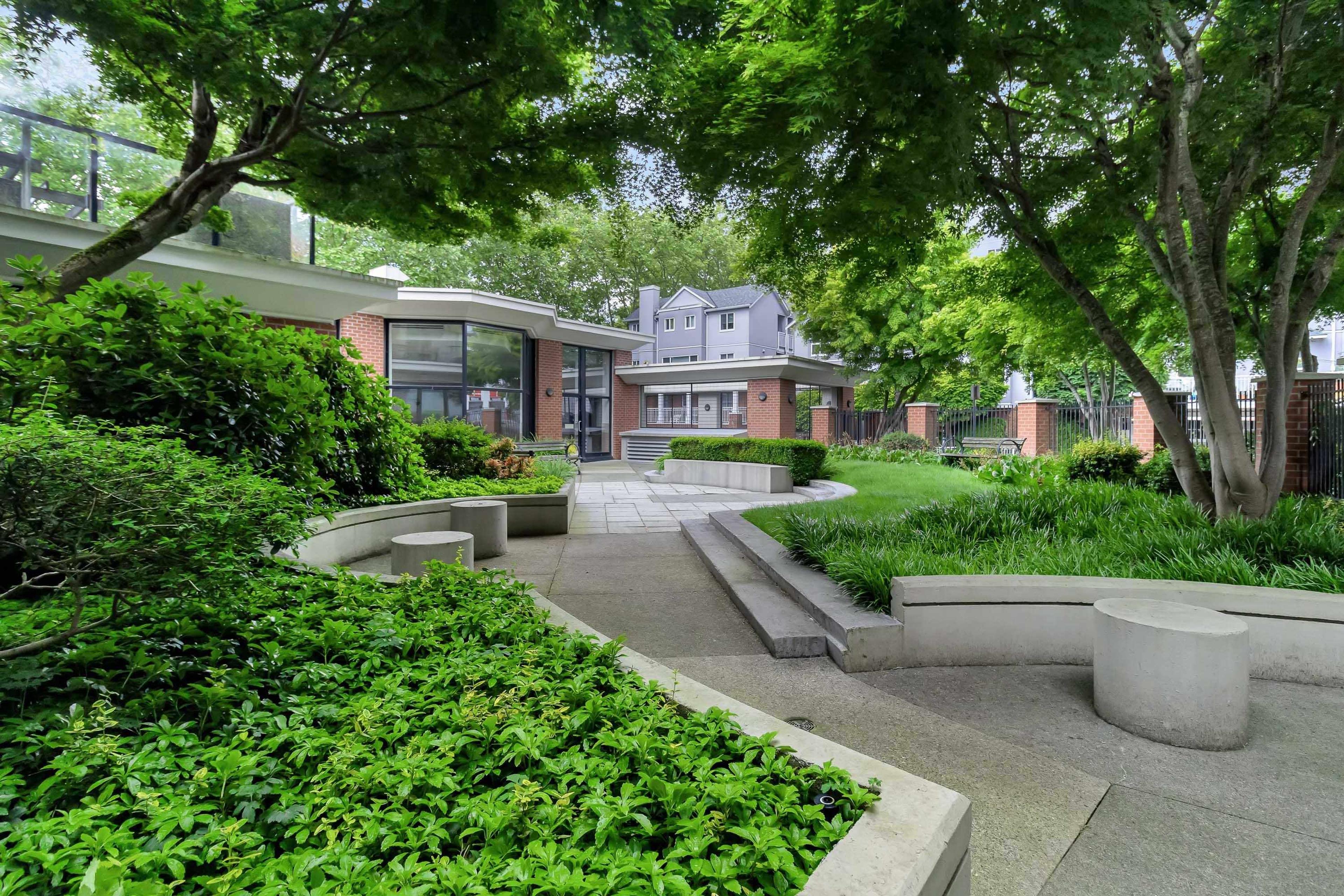 610 Victoria Street, New Westminster - Exteriors - Full Complex View - Photo 2