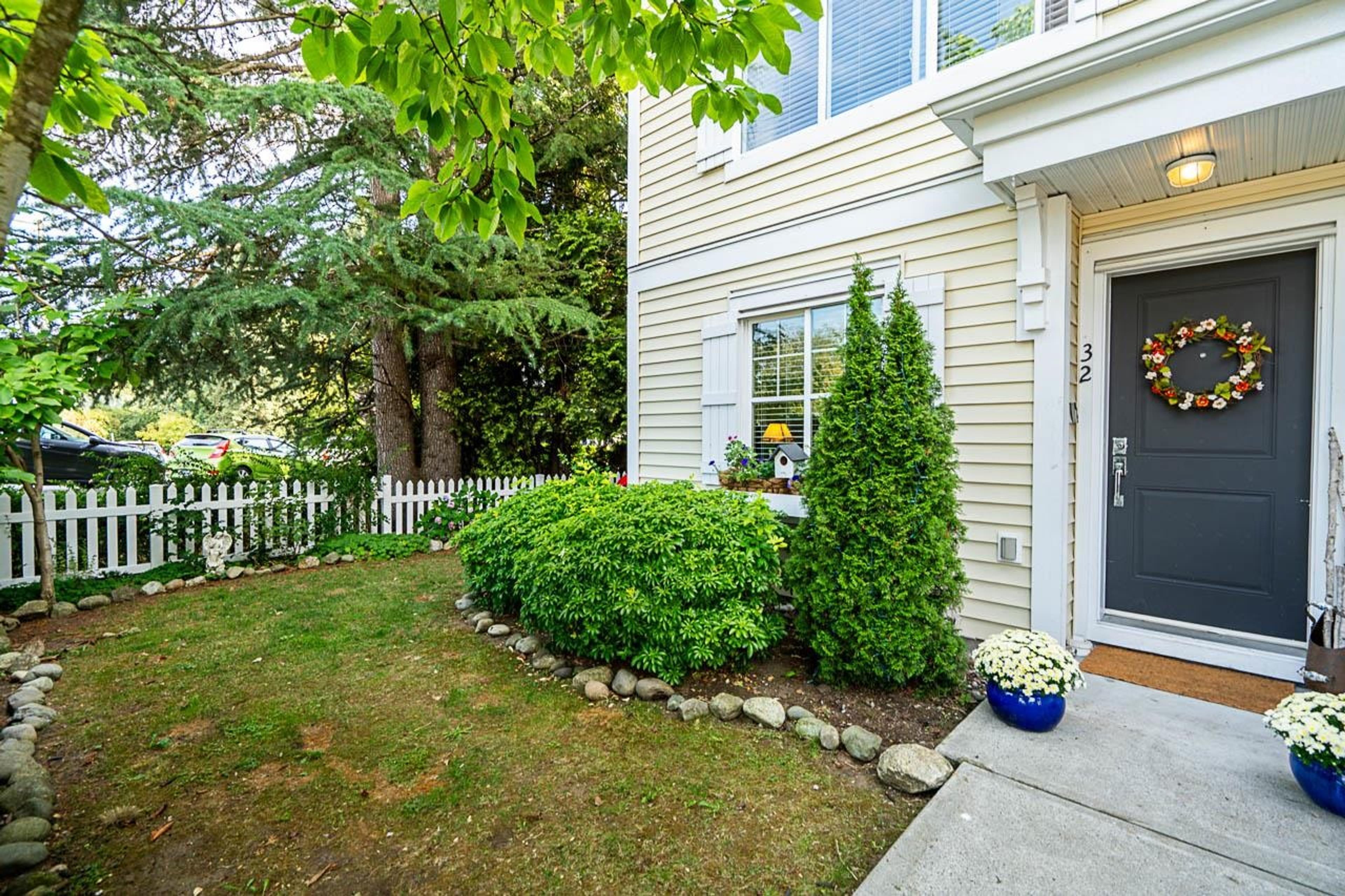 16228 16 Avenue, Surrey - Exteriors - Photo 1