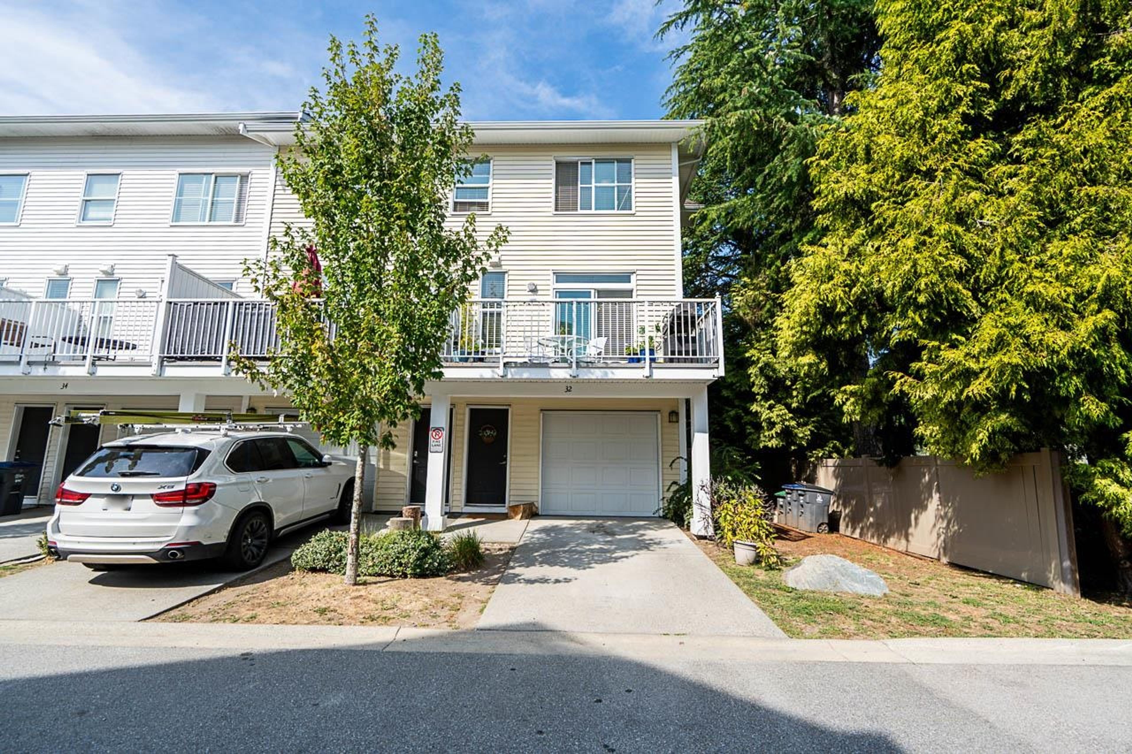 16228 16 Avenue, Surrey - Exteriors - Photo 4