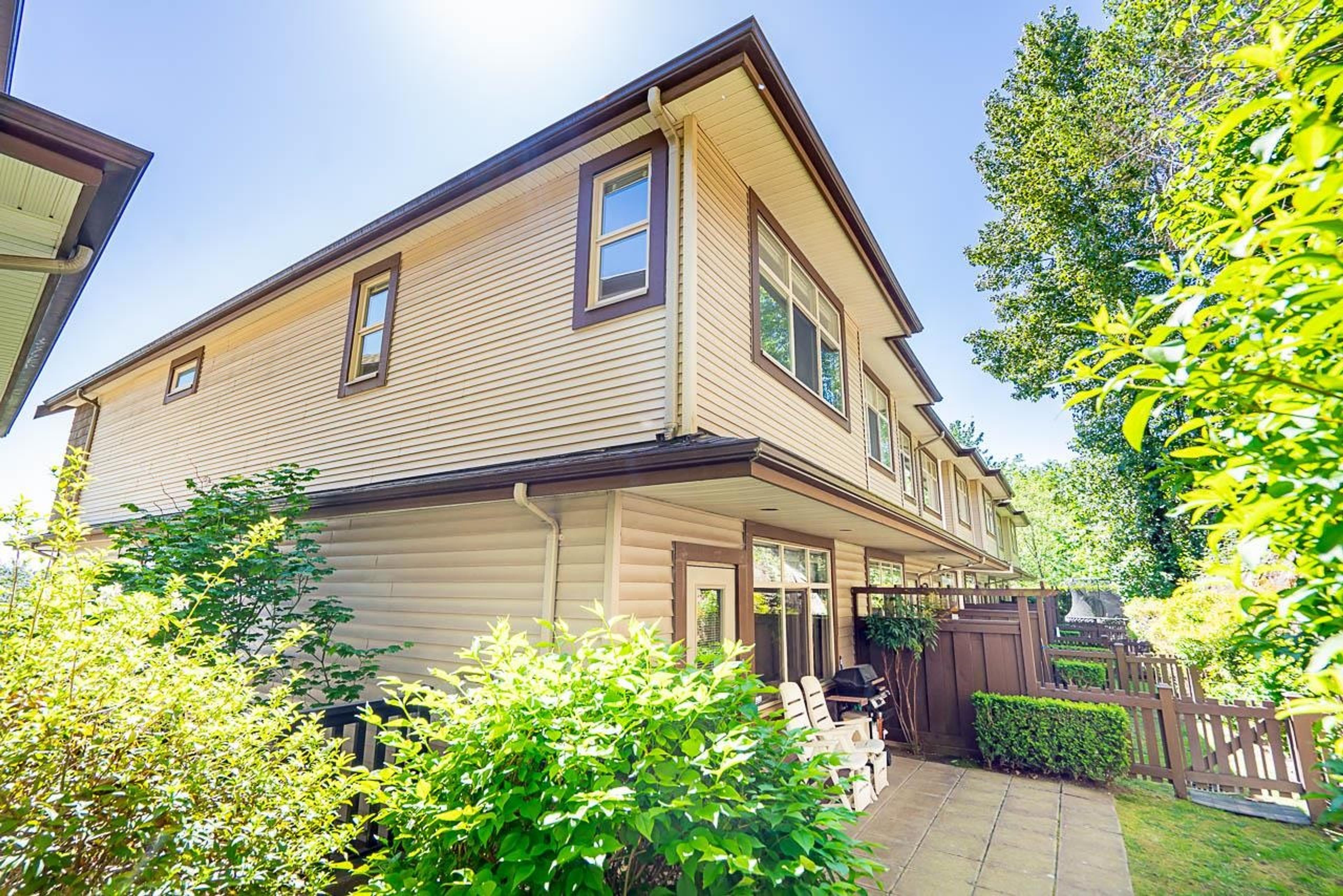 320 Decaire Street, Coquitlam - Exteriors - Photo 2