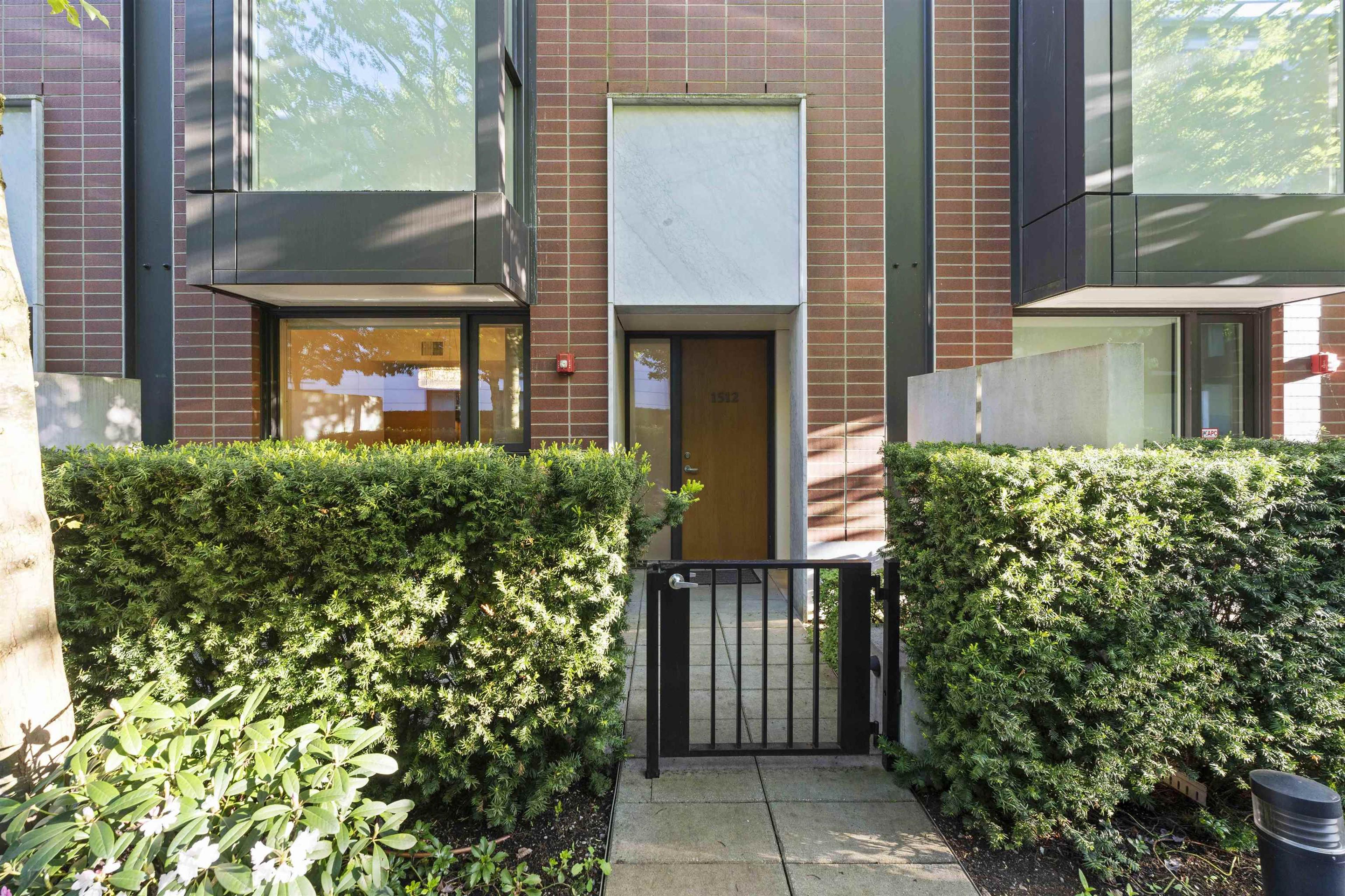 1512 Atlas Lane, Vancouver - Exteriors - Photo 1