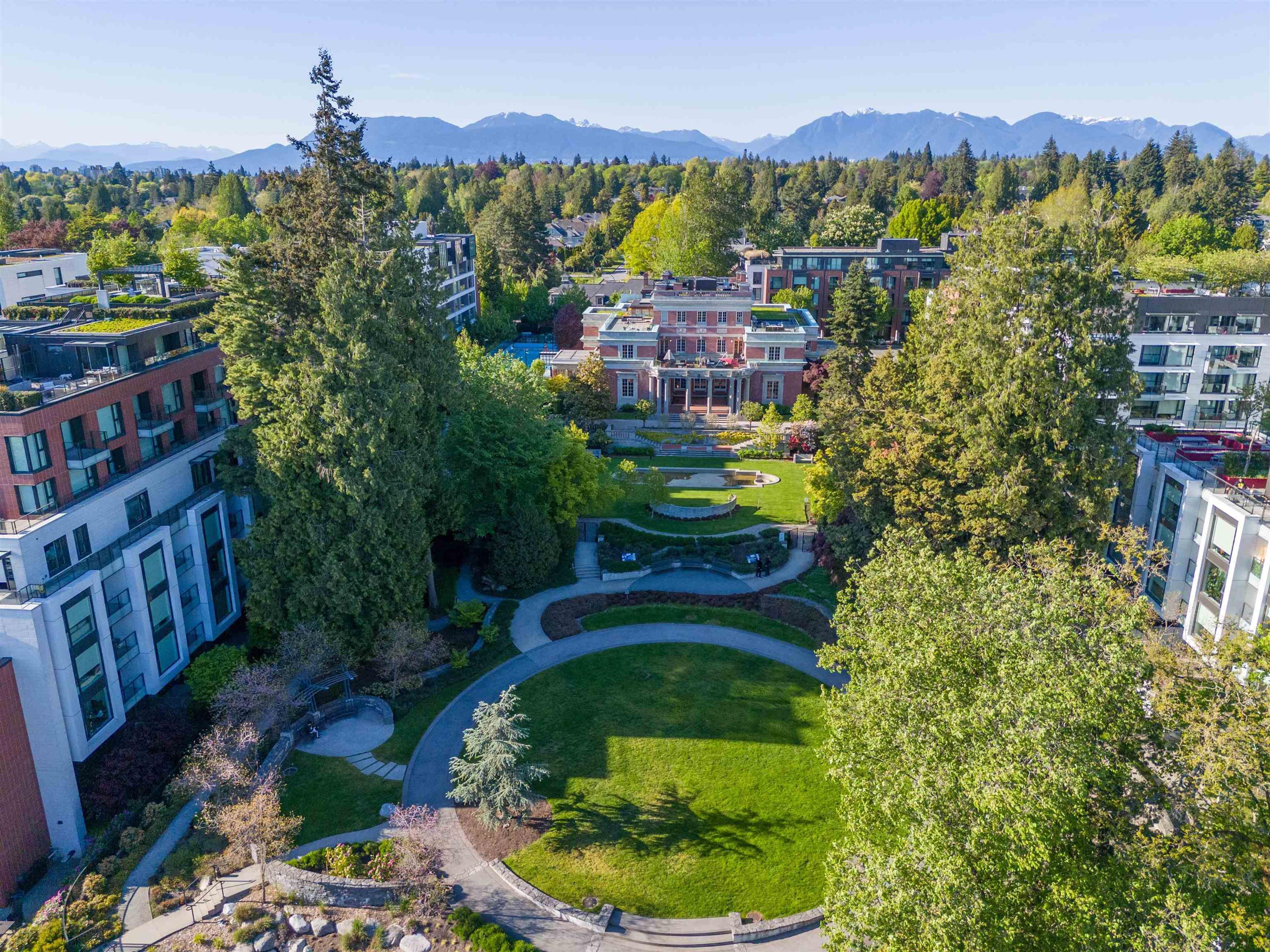 1512 Atlas Lane, Vancouver - Exteriors - Full Complex View, Drone/Aerial View - Photo 4