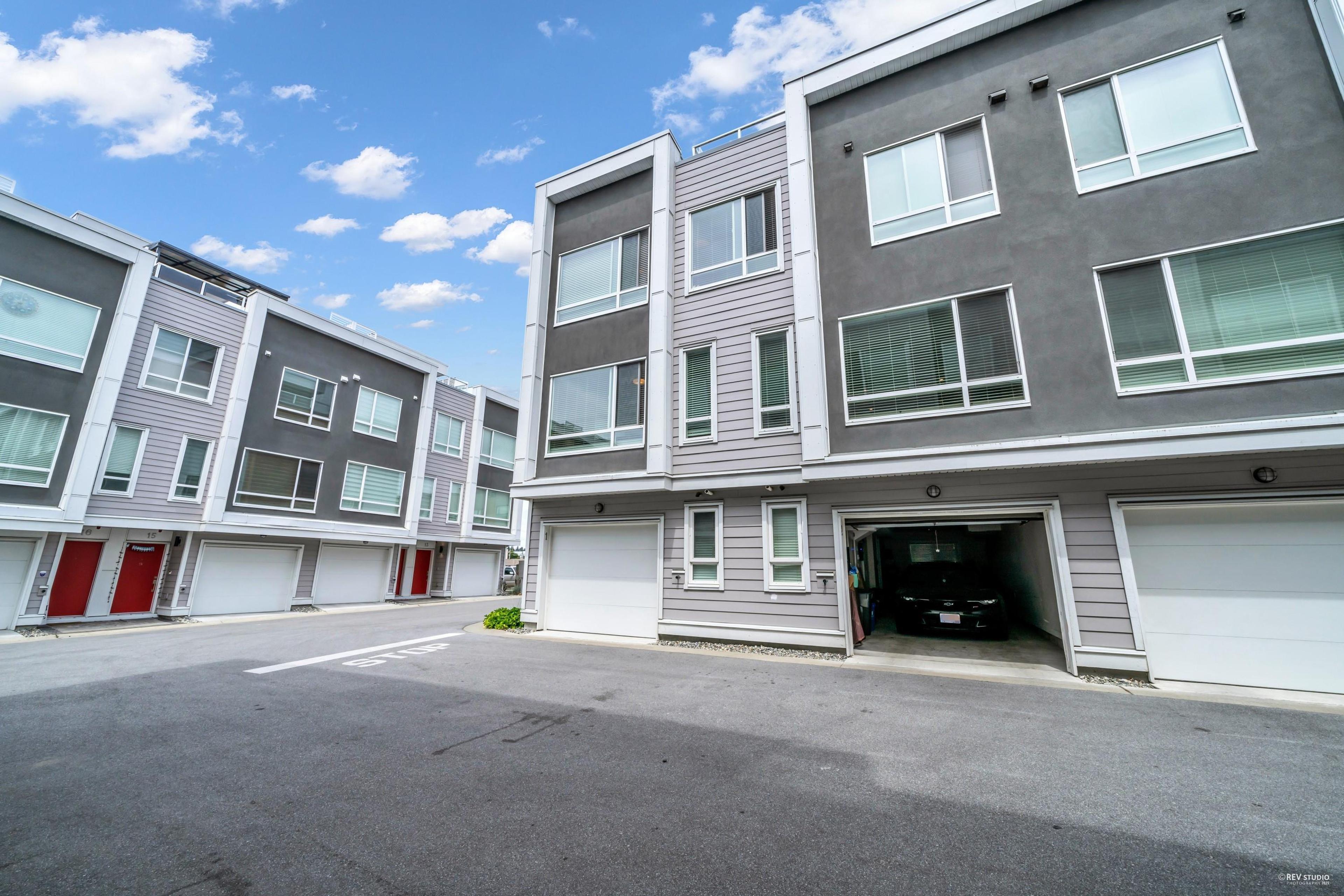 19628 55a Avenue, Langley - Exteriors - Full Complex View - Photo 6