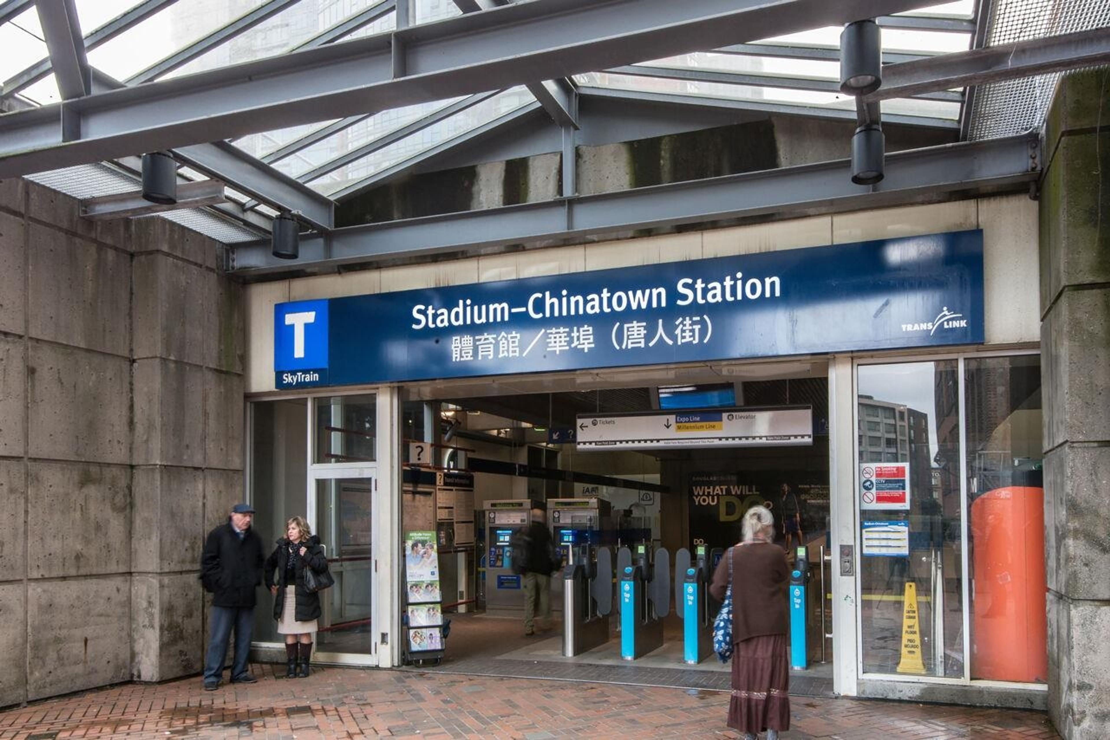 63 Keefer Place, Vancouver - Exteriors - Photo 2