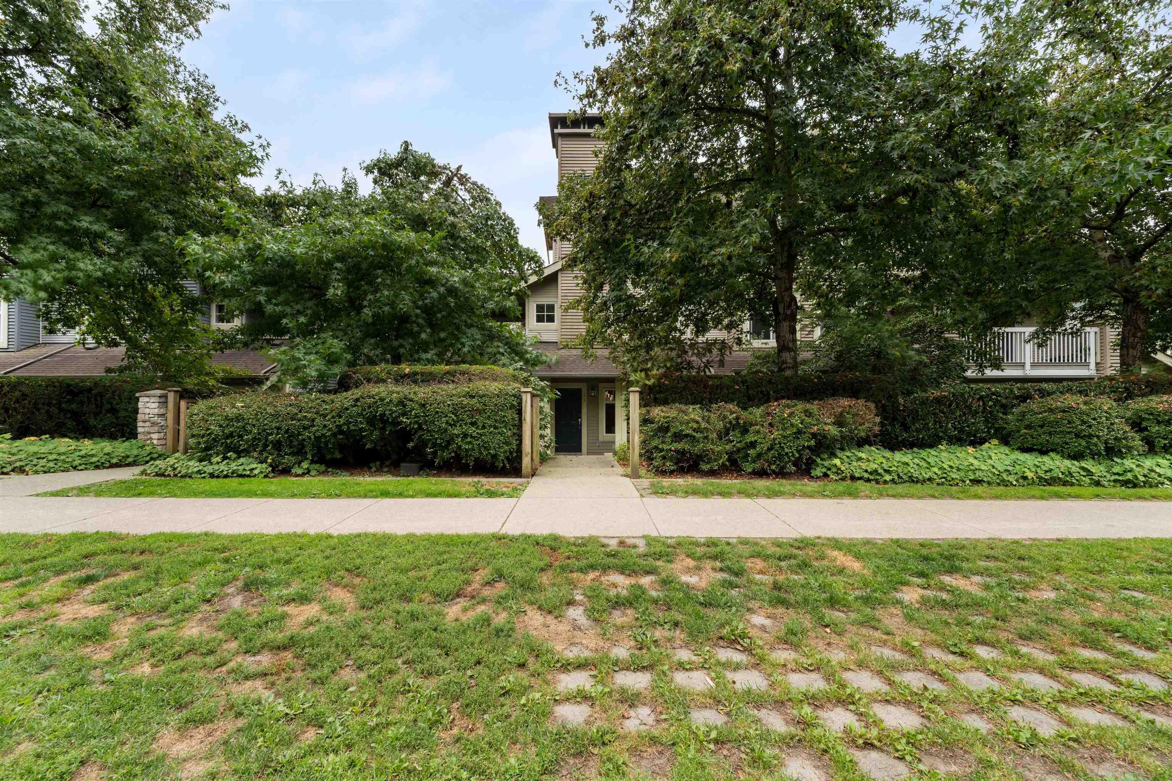 7488 Southwynde Avenue, Burnaby - Exteriors - Photo 1