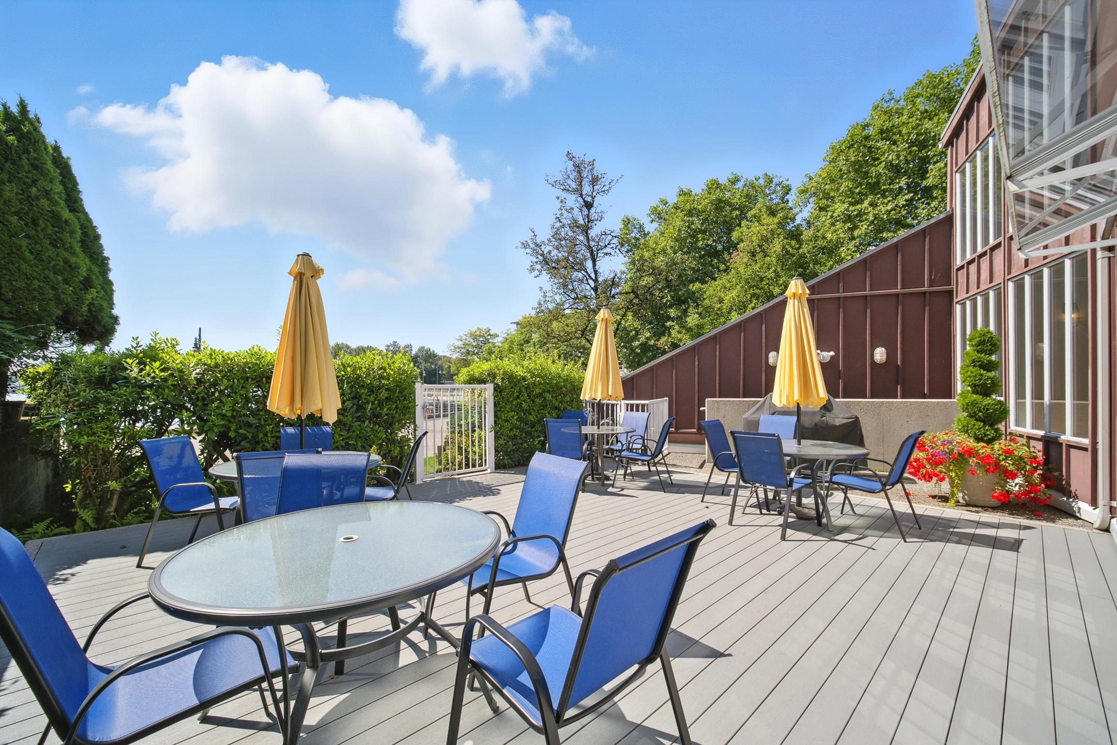 1820 E Kent Avenue South Avenue, Vancouver - Outdoor Amenities - Garden / Yard/ Backyard/ Porch/ Deck - Photo 1