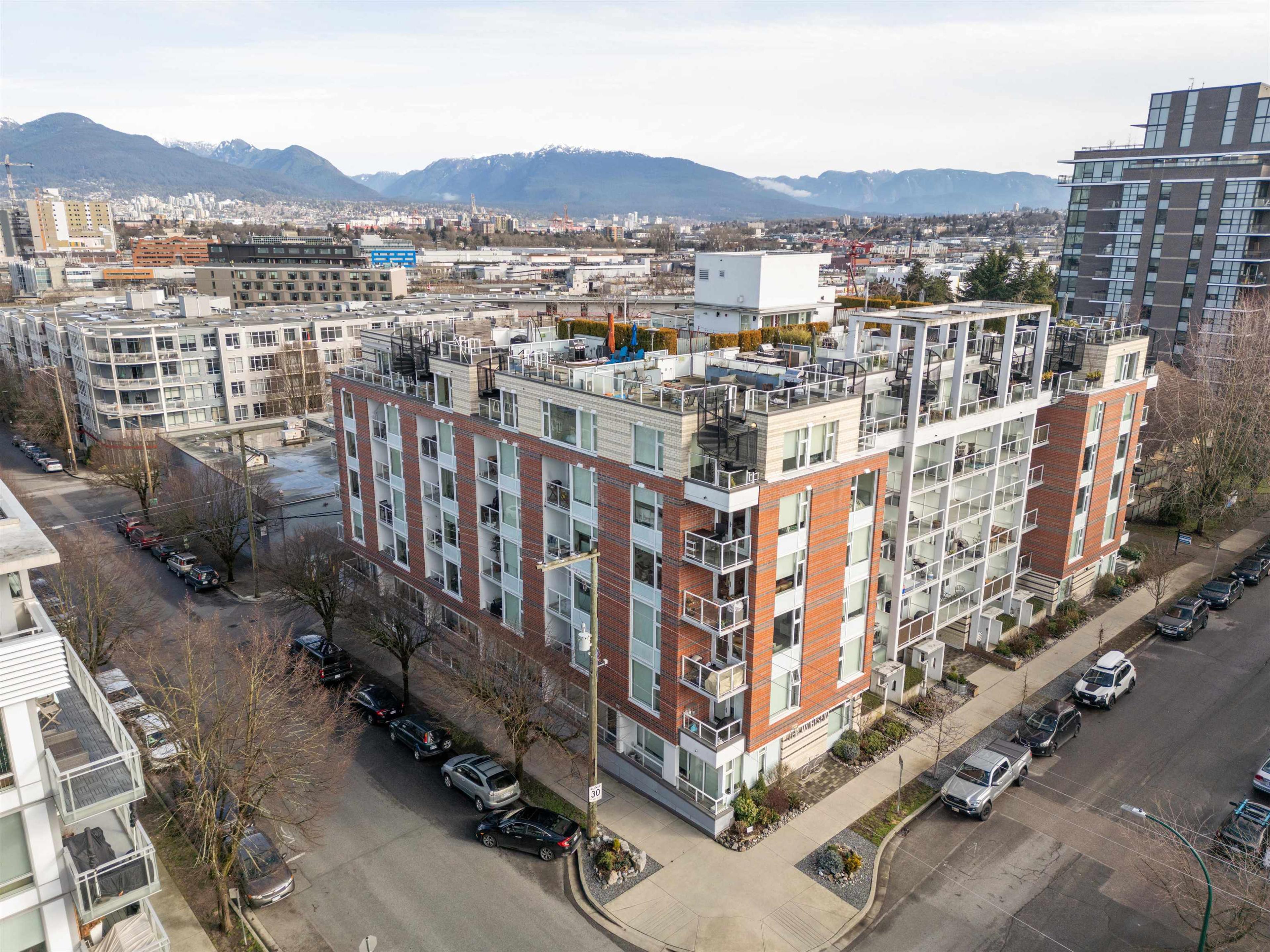 311 E 6 Avenue, Vancouver - Exteriors - Drone/Aerial View - Photo 1