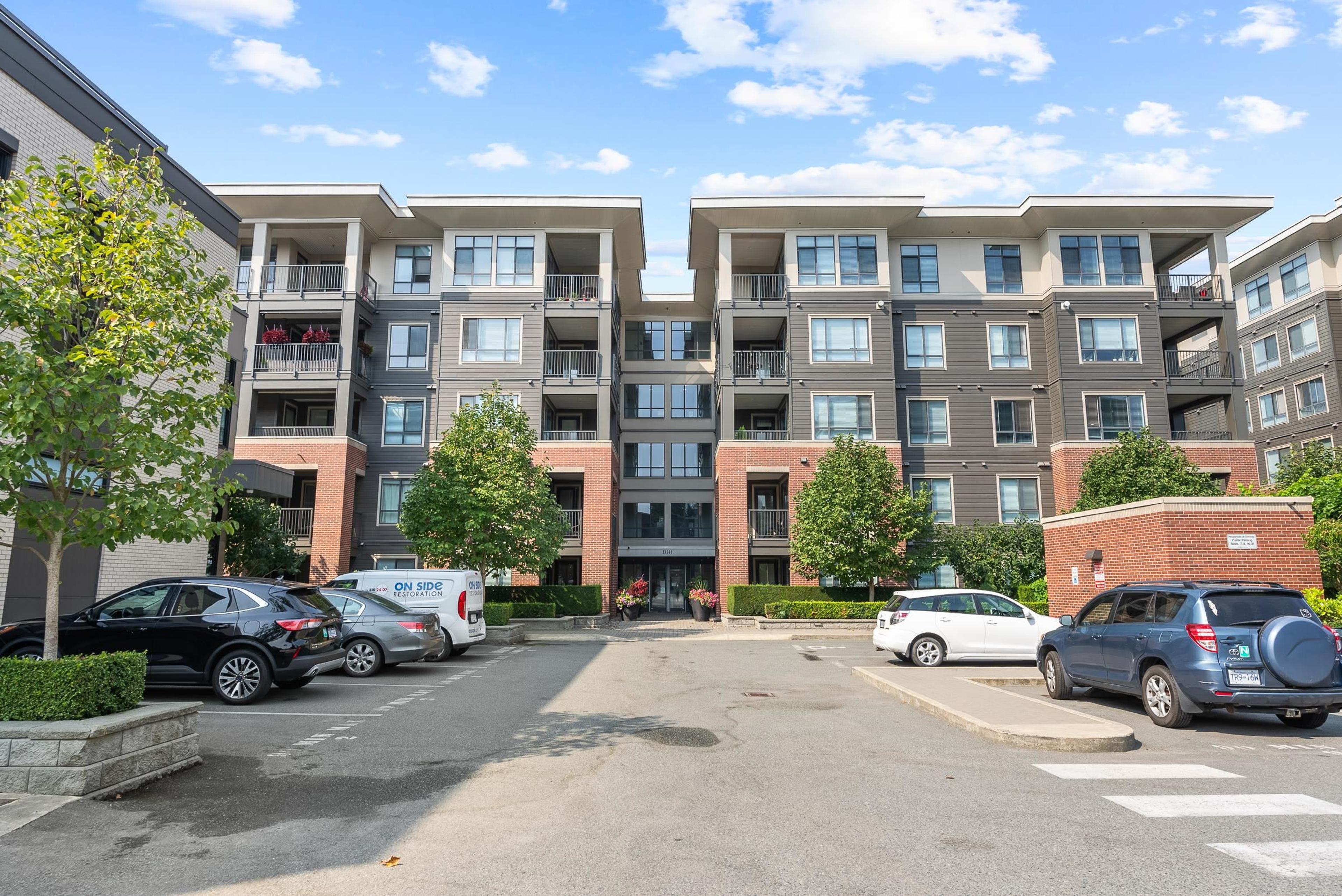 33530 Mayfair Avenue, Abbotsford - Exteriors - Full Complex View - Photo 4