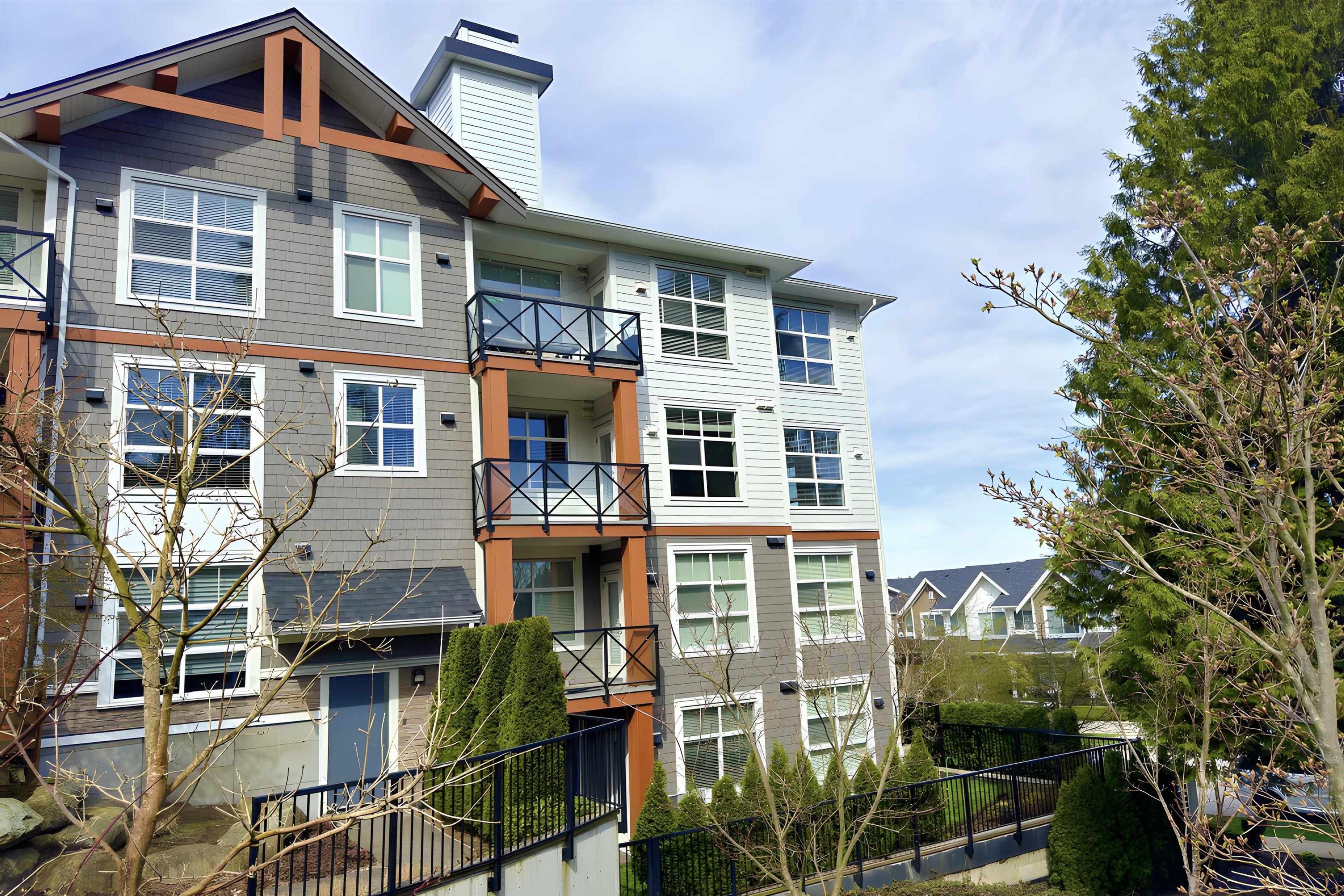 14605 Mcdougall Drive, Surrey - Exteriors - Photo 3