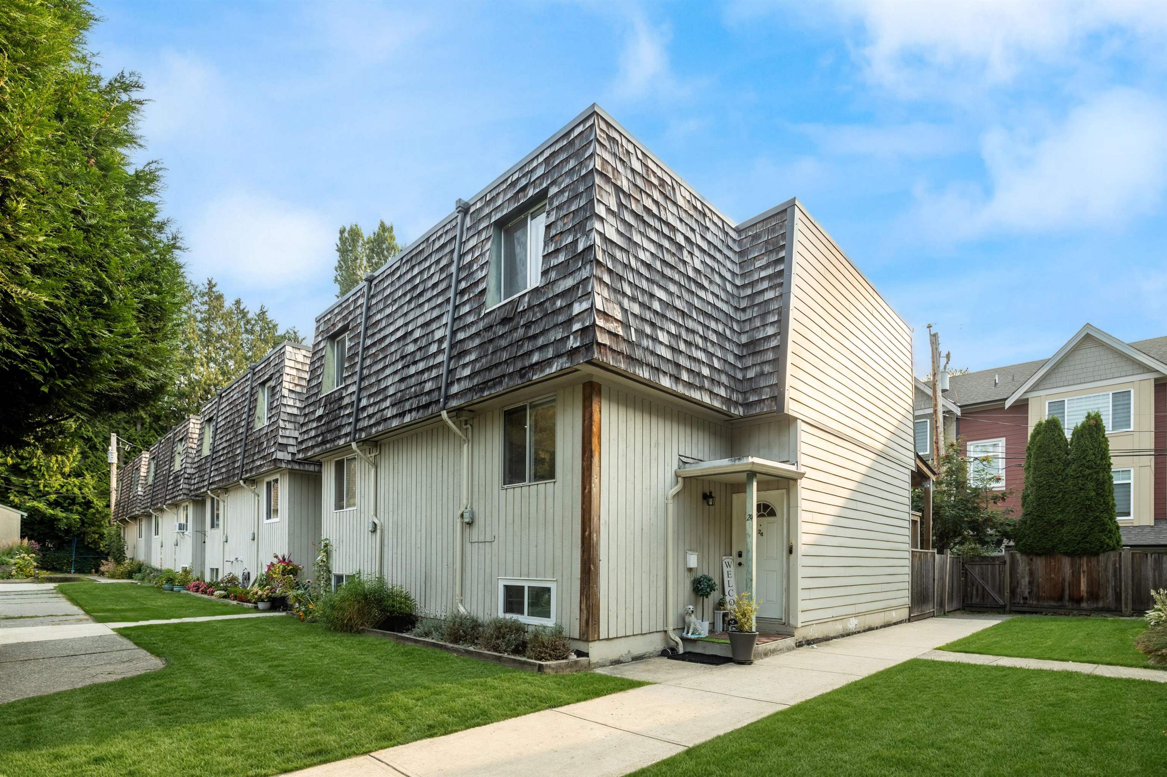 11735 89a Avenue, Delta - Exteriors - Full Complex View - Photo 2