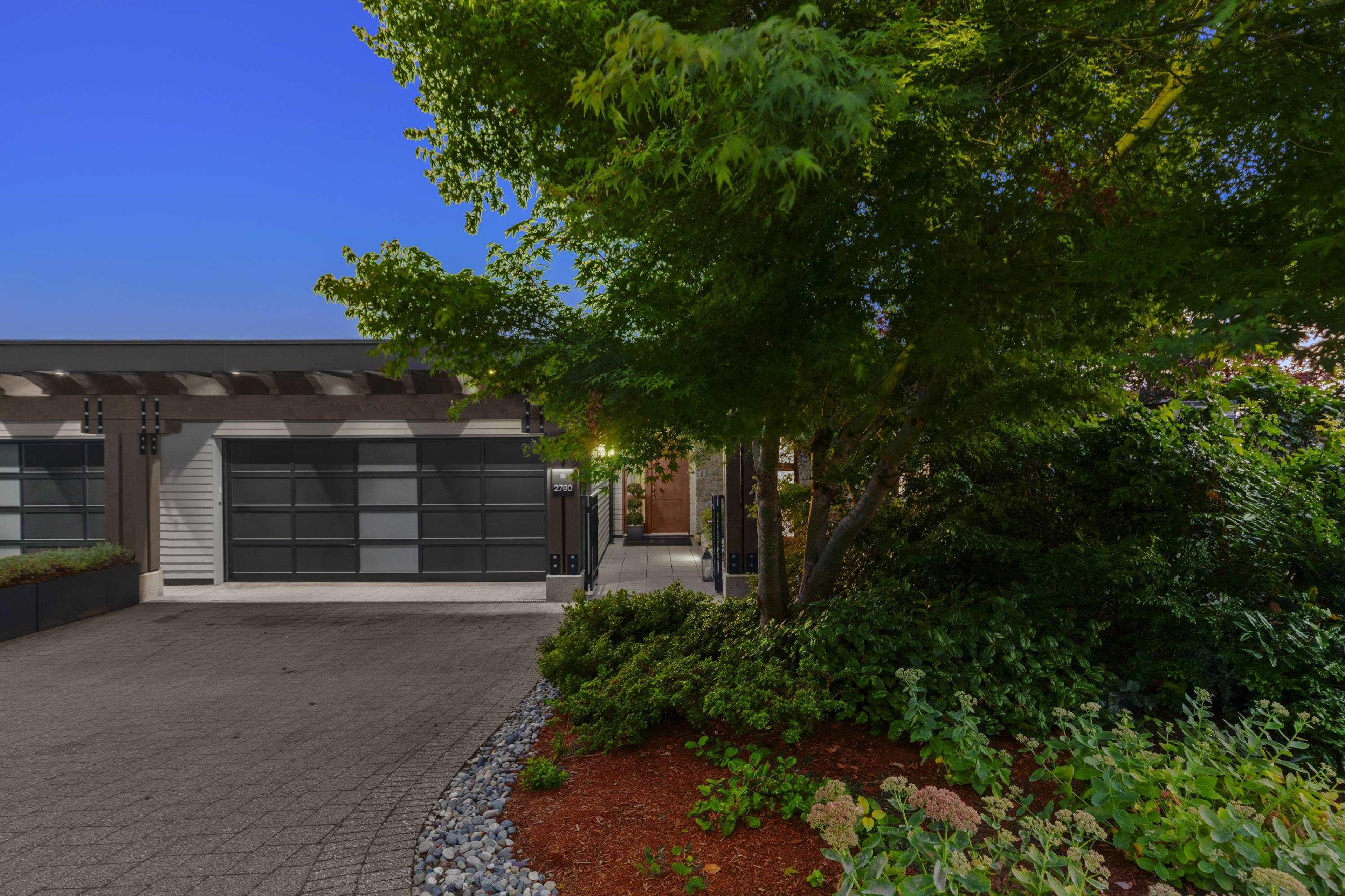 2559 Highgrove Mews, West Vancouver - Exteriors - Photo 5