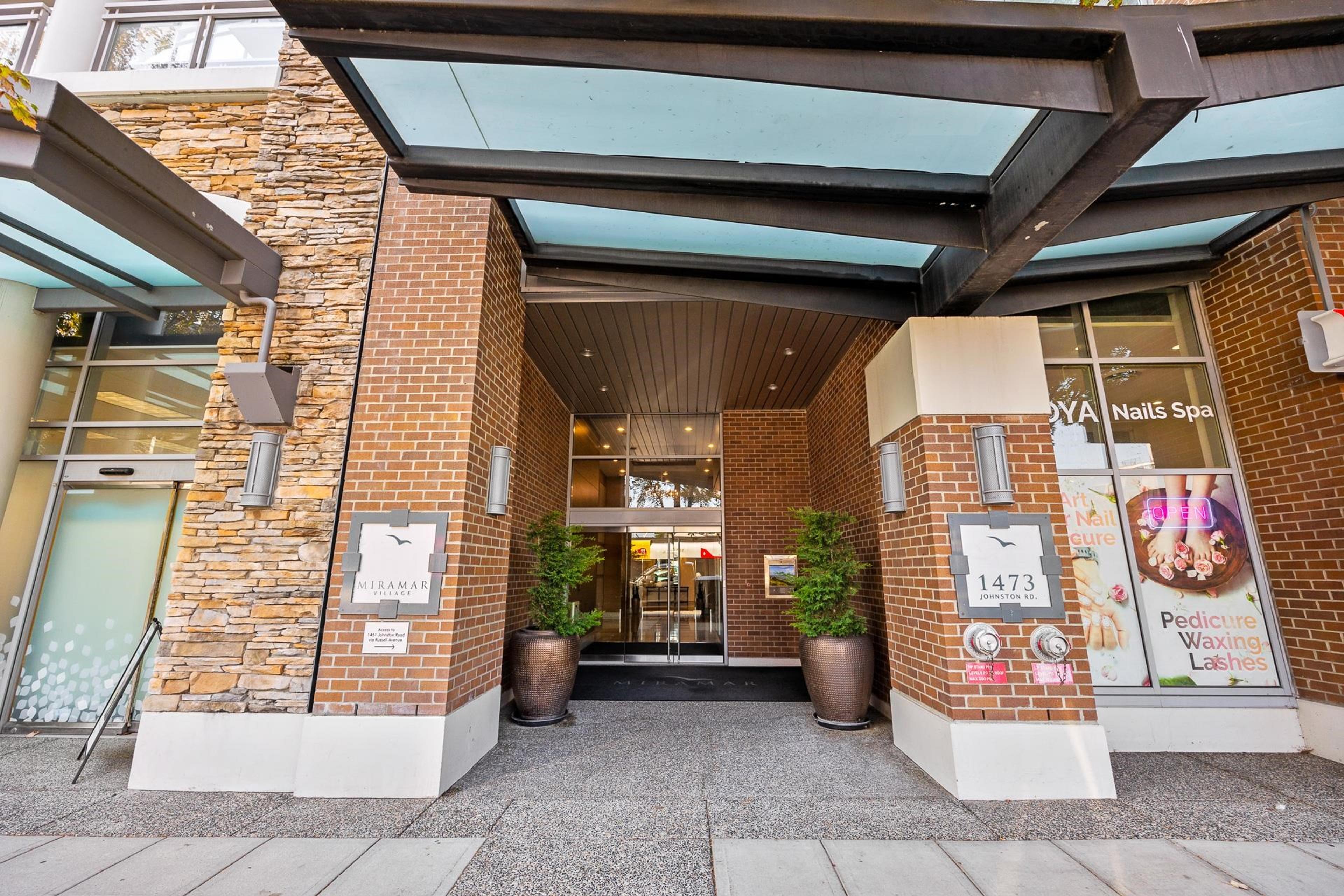 1473 Johnston Road, White Rock - Exteriors - Photo 3