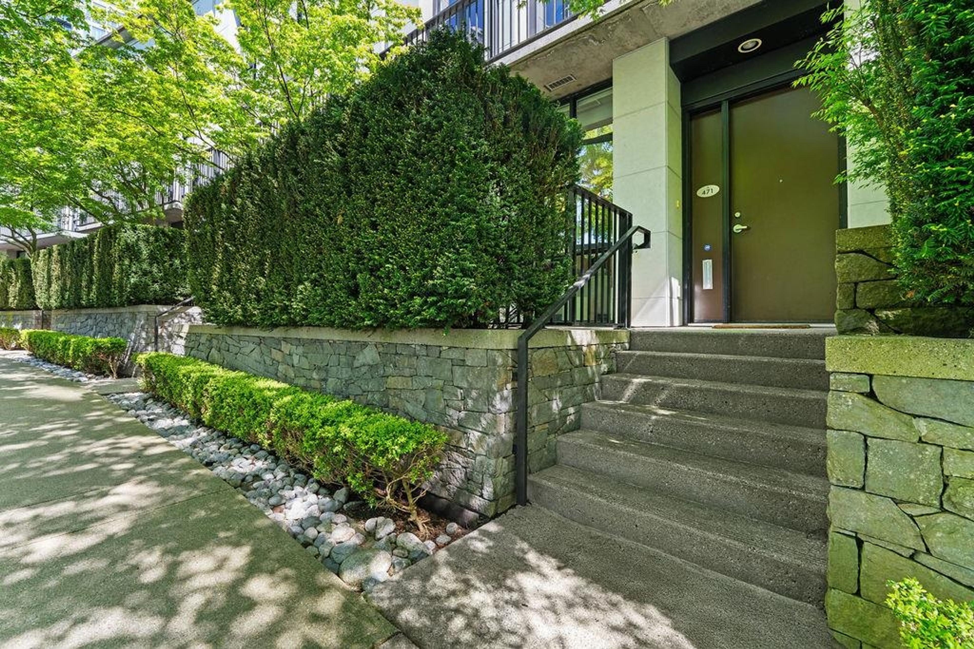 455 Beach Crescent, Vancouver - Exteriors - Photo 1