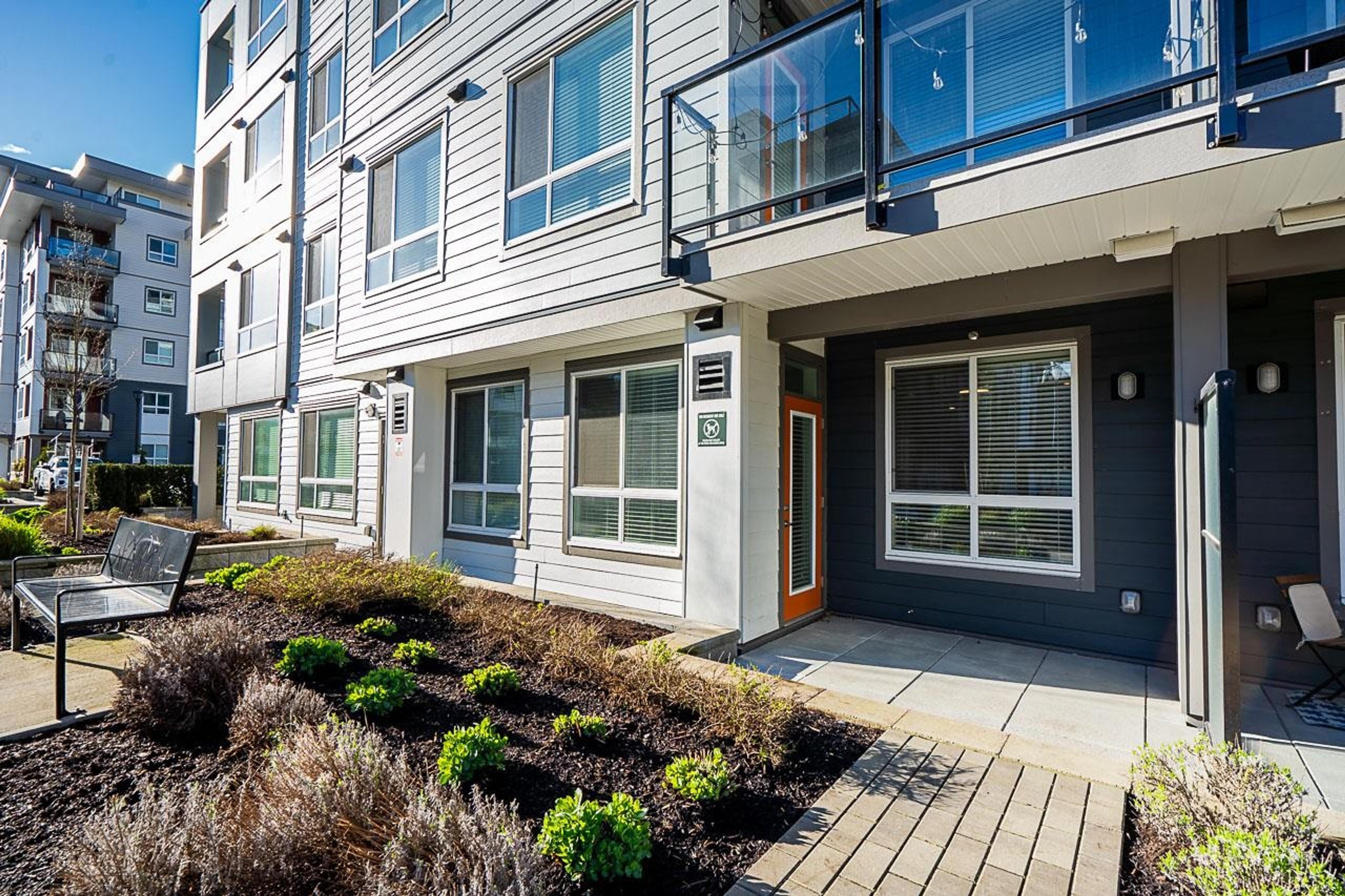 1516 Mccallum Road, Abbotsford - Exteriors - Photo 1