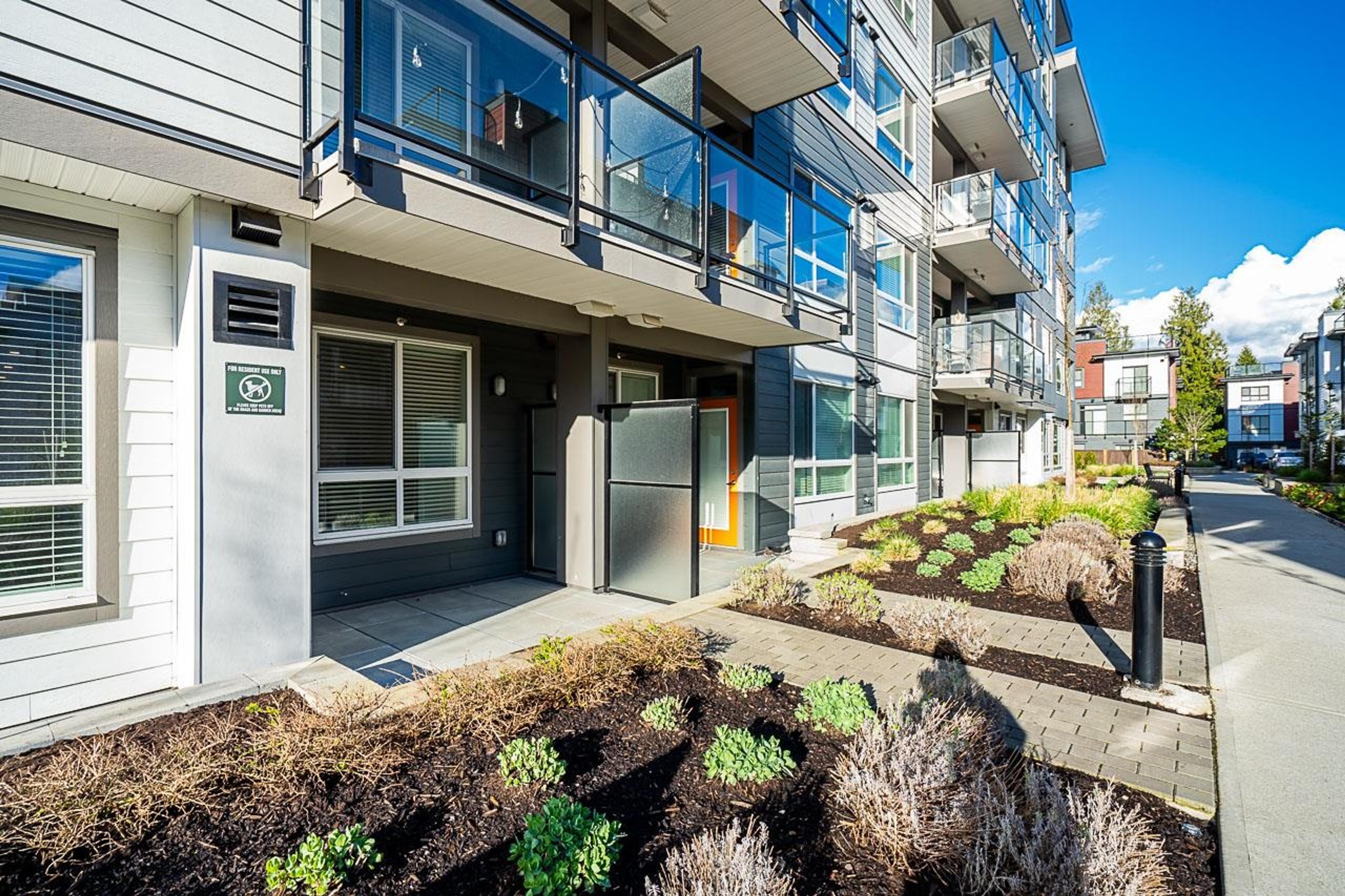 1516 Mccallum Road, Abbotsford - Exteriors - Photo 4