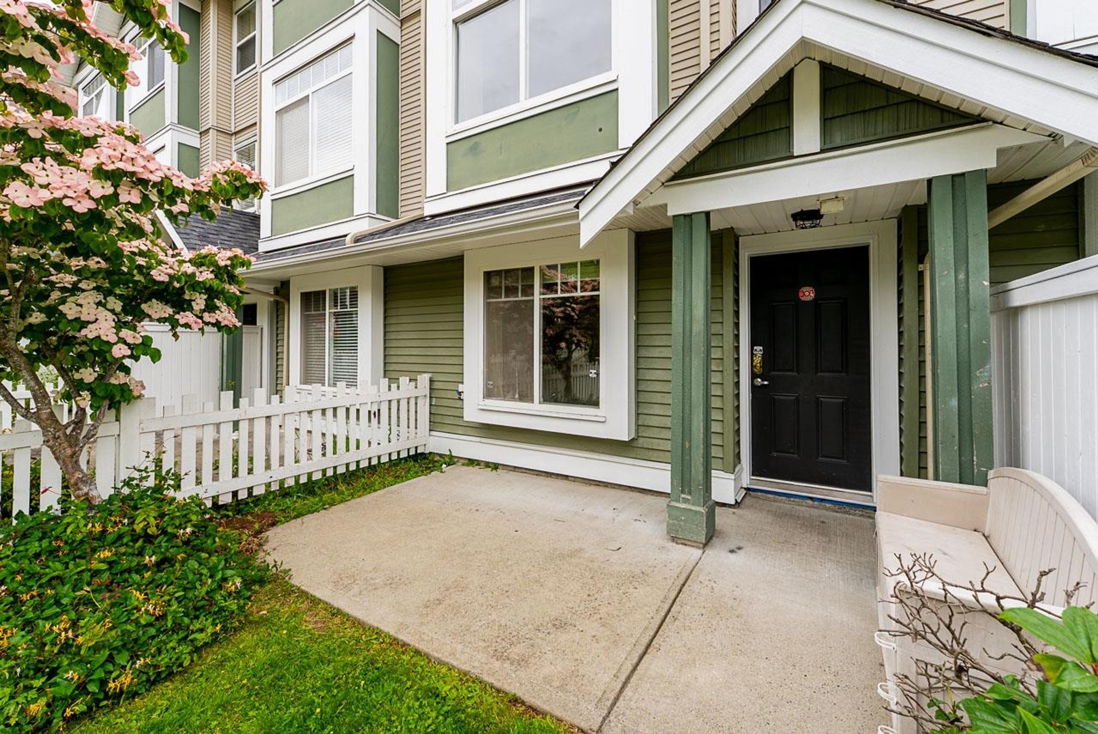 8676 158 Street, Surrey - Exteriors - Photo 3