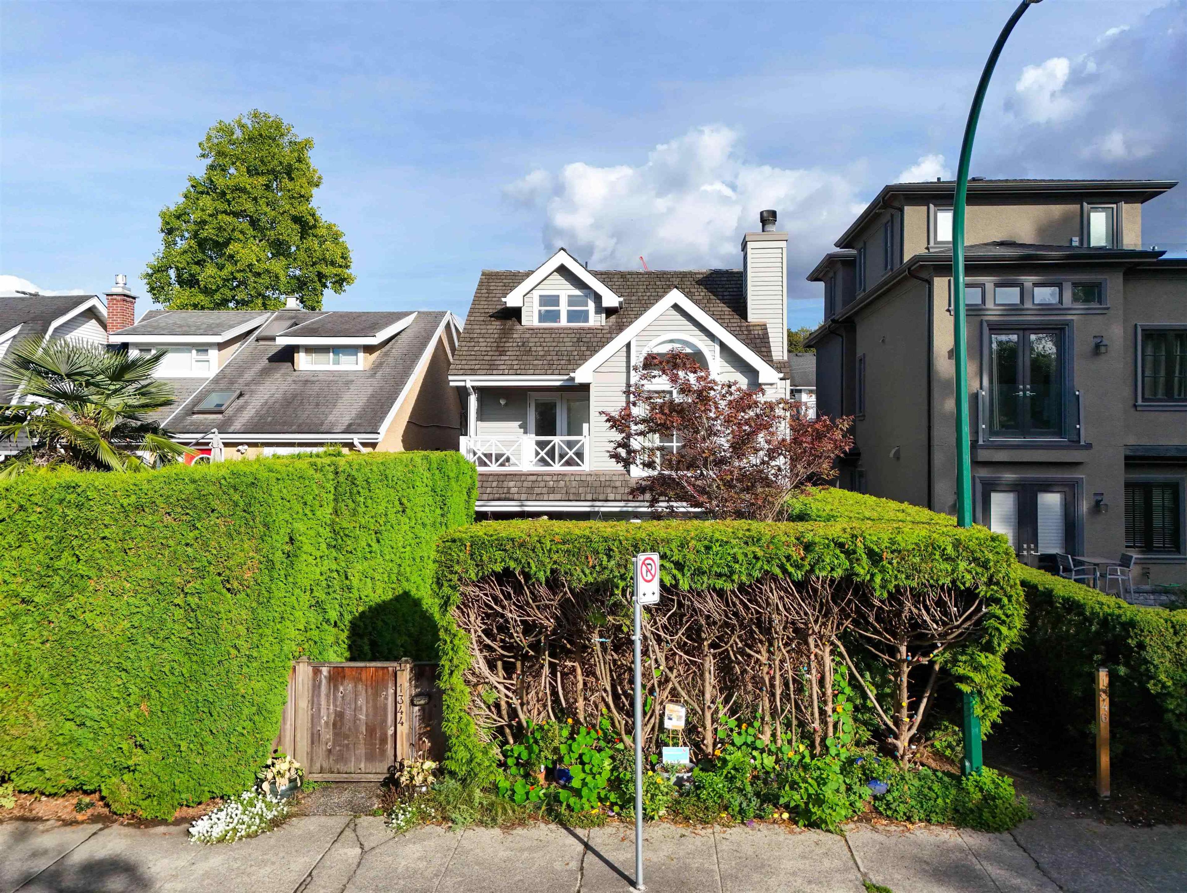 1346 Laburnum Street, Vancouver - Exteriors - Photo 9
