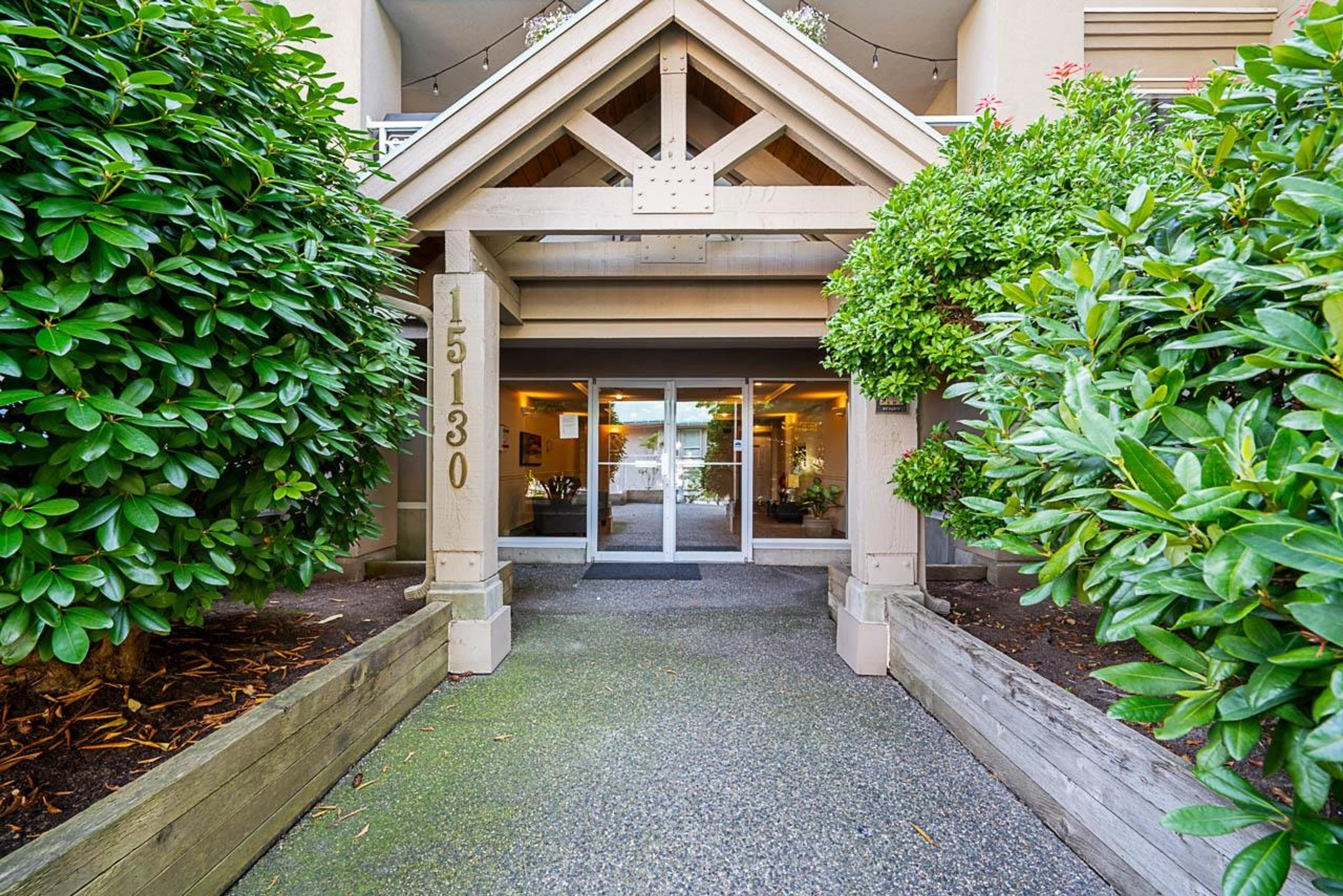 15140 29a Avenue, Surrey - Exteriors - Photo 2